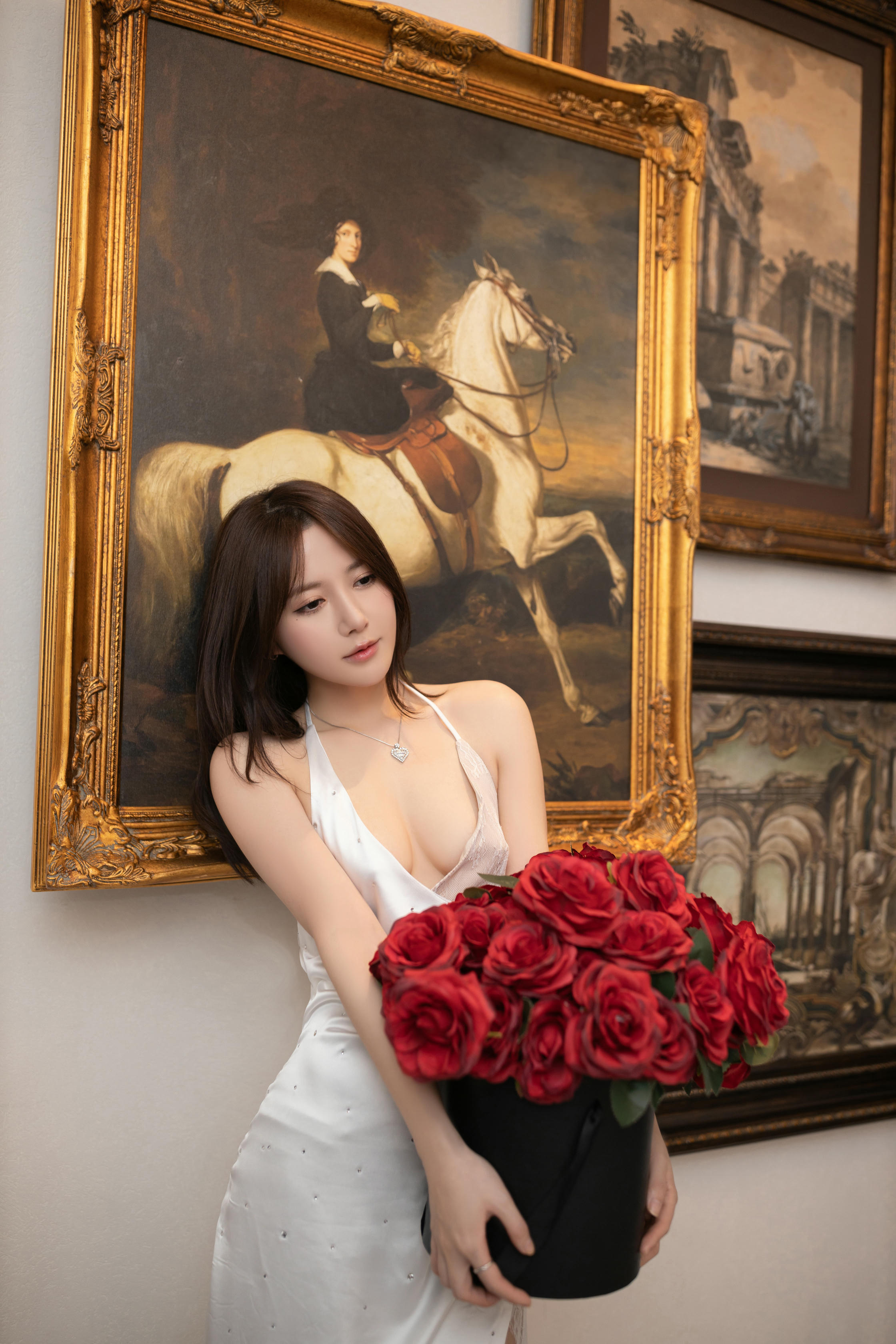 鱼子酱Fish NO.119 内购无水印 知江晚 白色礼服 [123P／1.46GB]_第1集