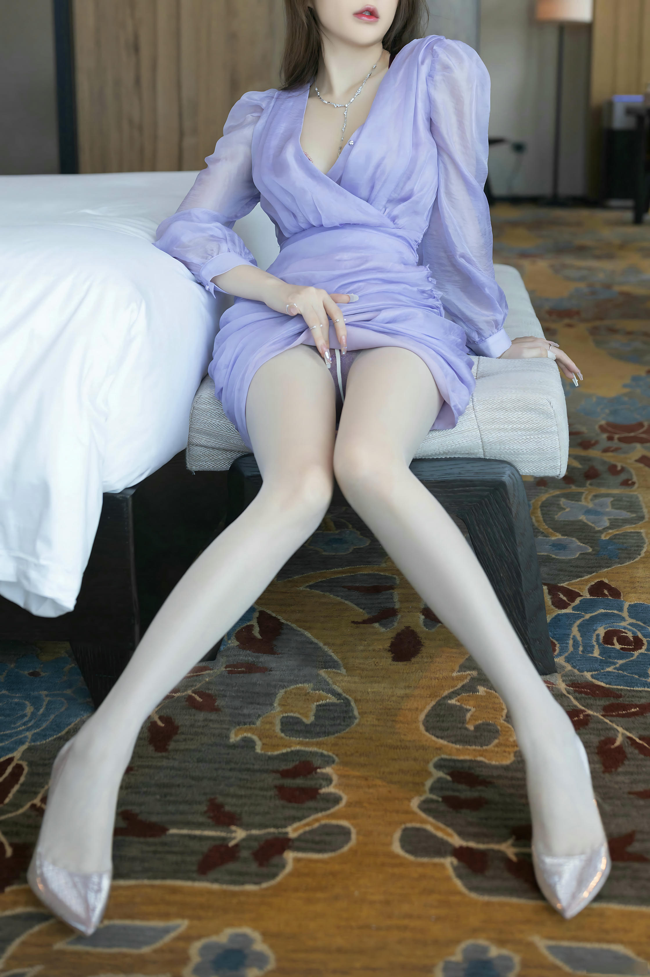 鱼子酱Fish NO.124 内购无水印 紫色连衣裙 [94P 764.20 MB]_第1集