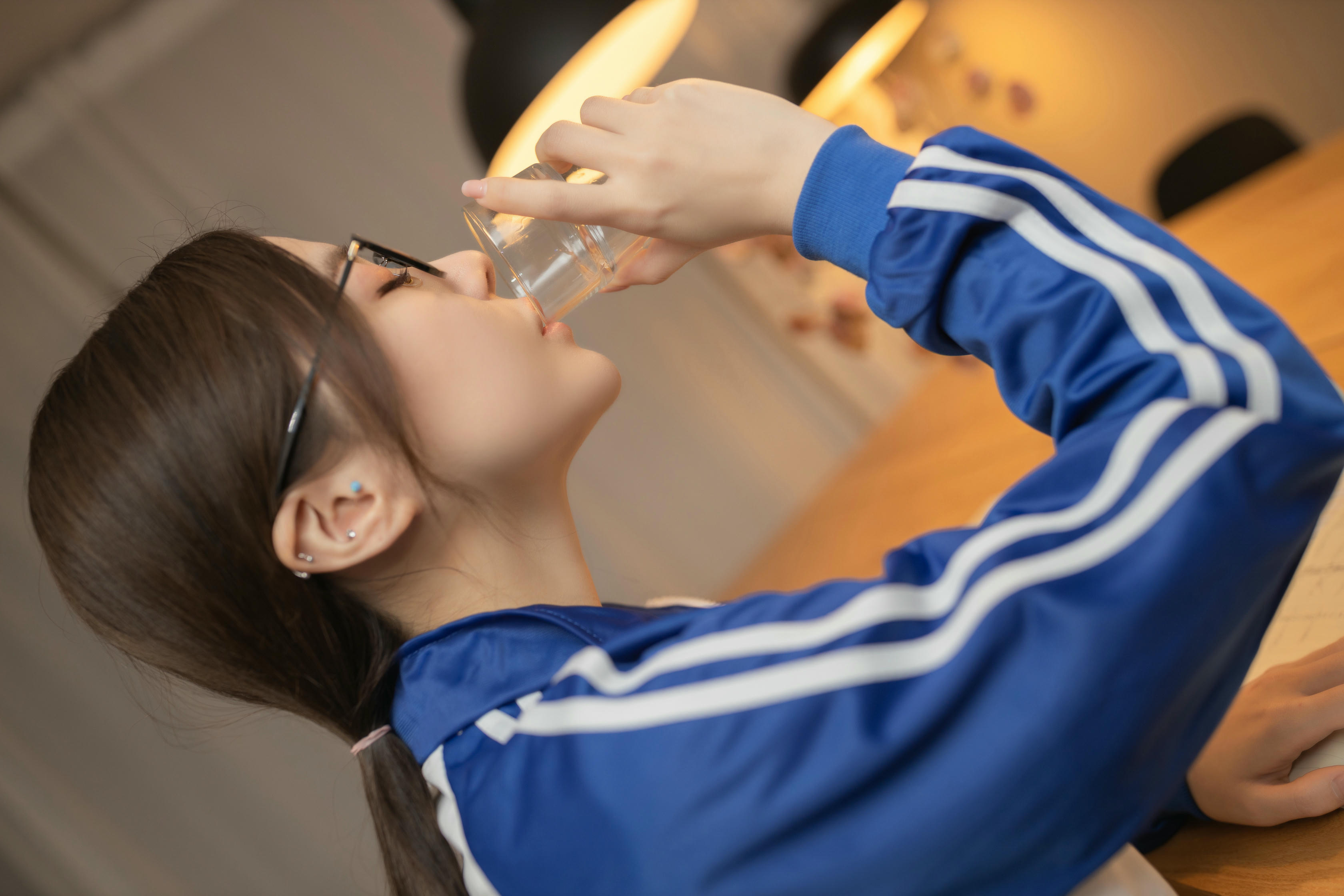 鱼子酱Fish NO.130 内购无水印 2983 家教 [87P 871.39 MB]_第1集