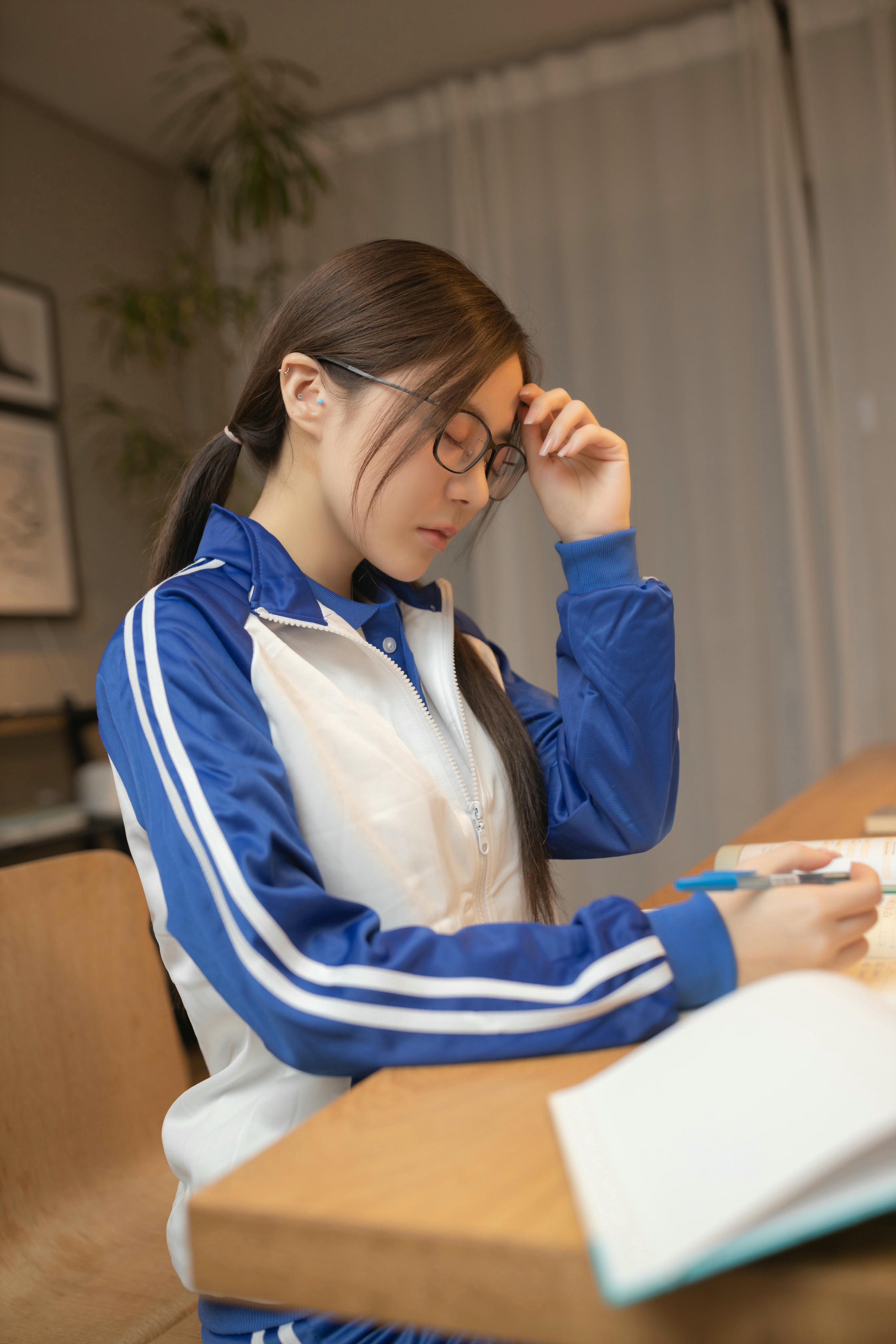 鱼子酱Fish NO.130 内购无水印 2983 家教 [87P 871.39 MB]_第1集