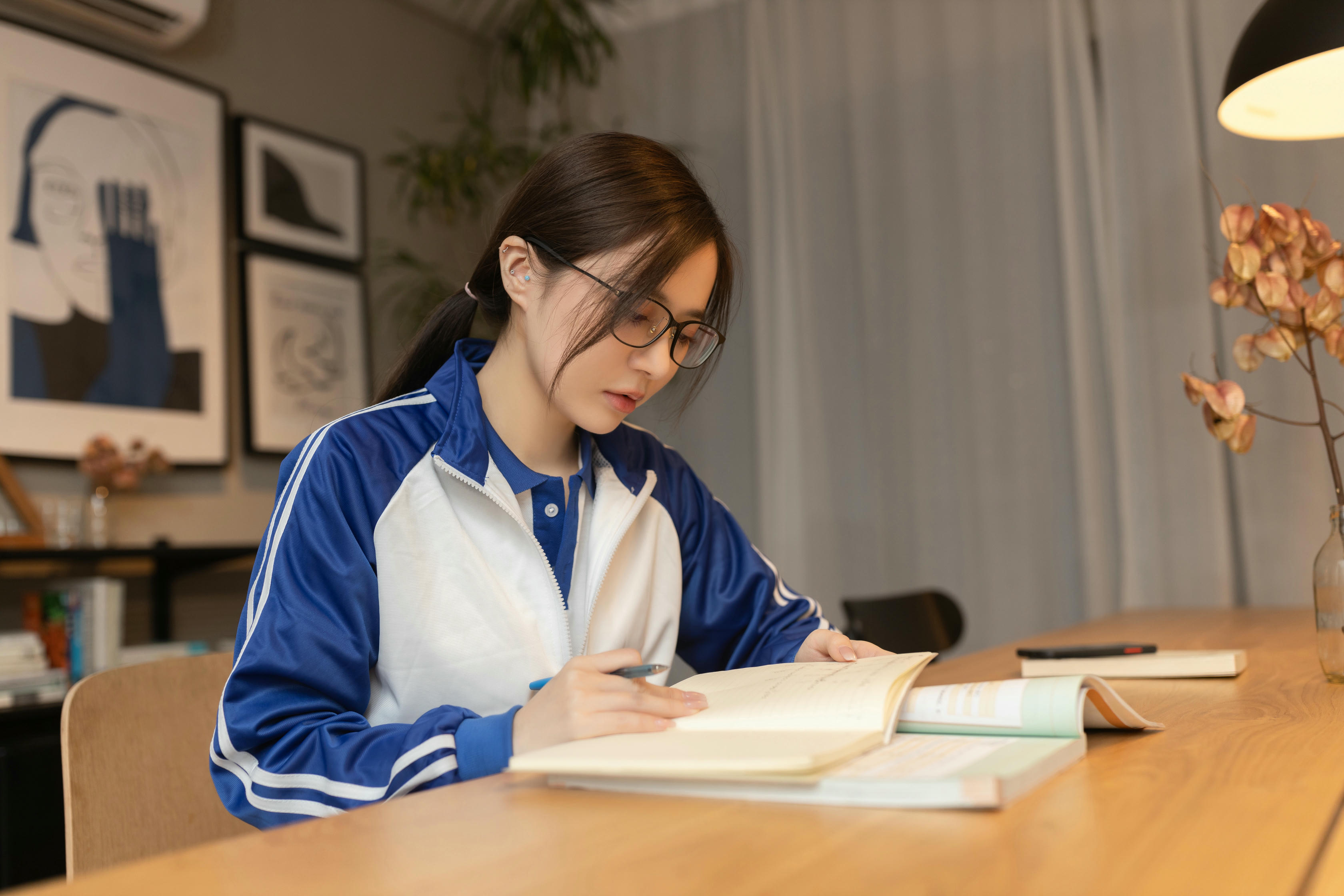 鱼子酱Fish NO.130 内购无水印 2983 家教 [87P 871.39 MB]_第1集