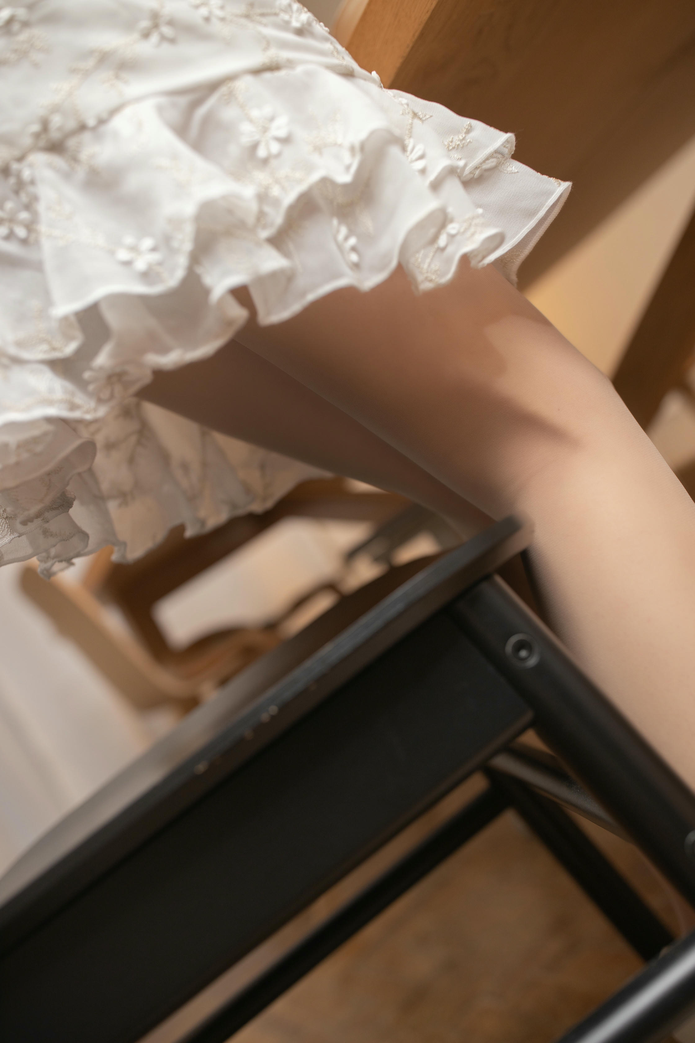 鱼子酱Fish NO.131 内购无水印 3036 邻居借水 [90P 1.15 GB]_第1集