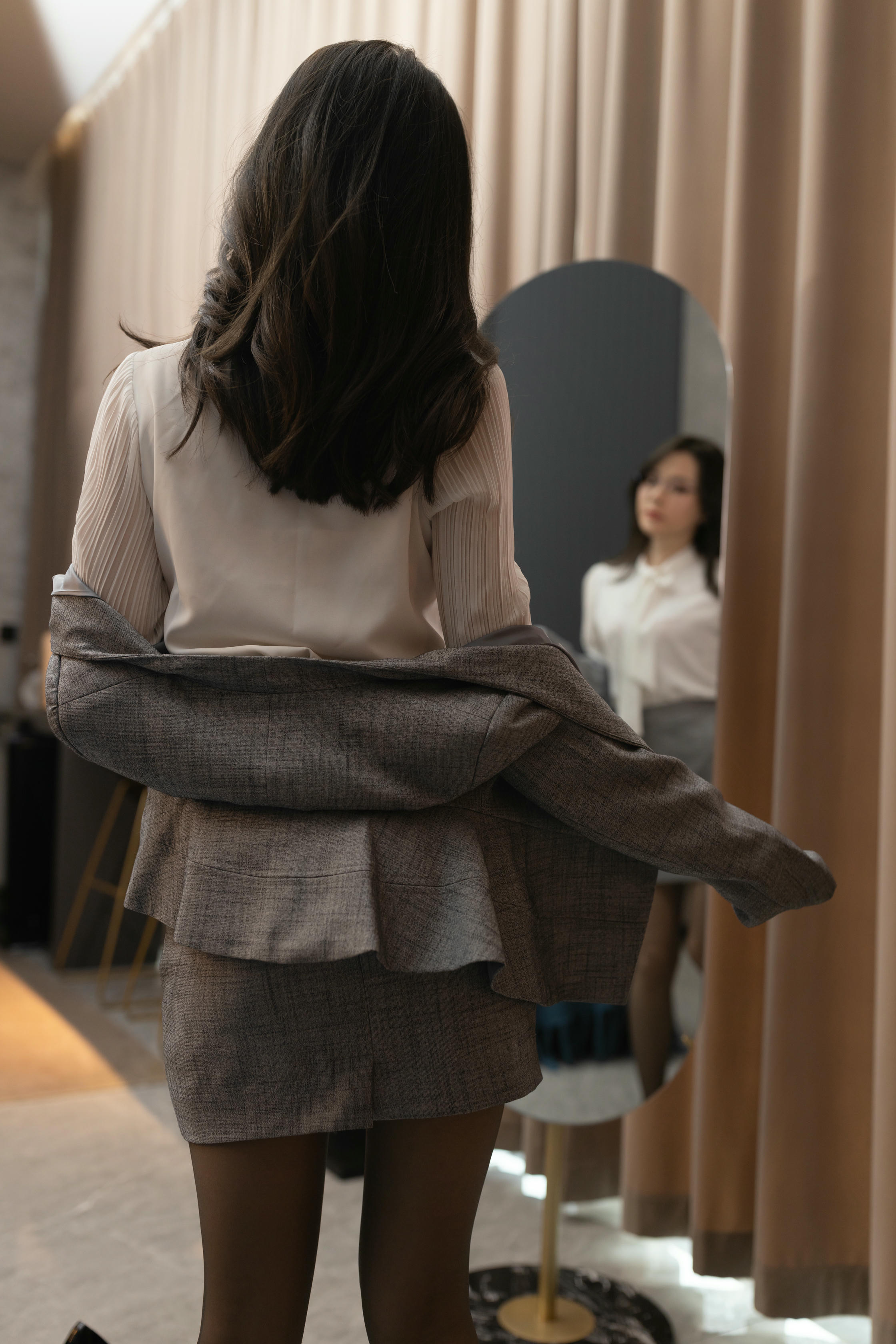 鱼子酱Fish NO.137 内购无水印 3972 尾随 [130P 1.54 GB]_第2集