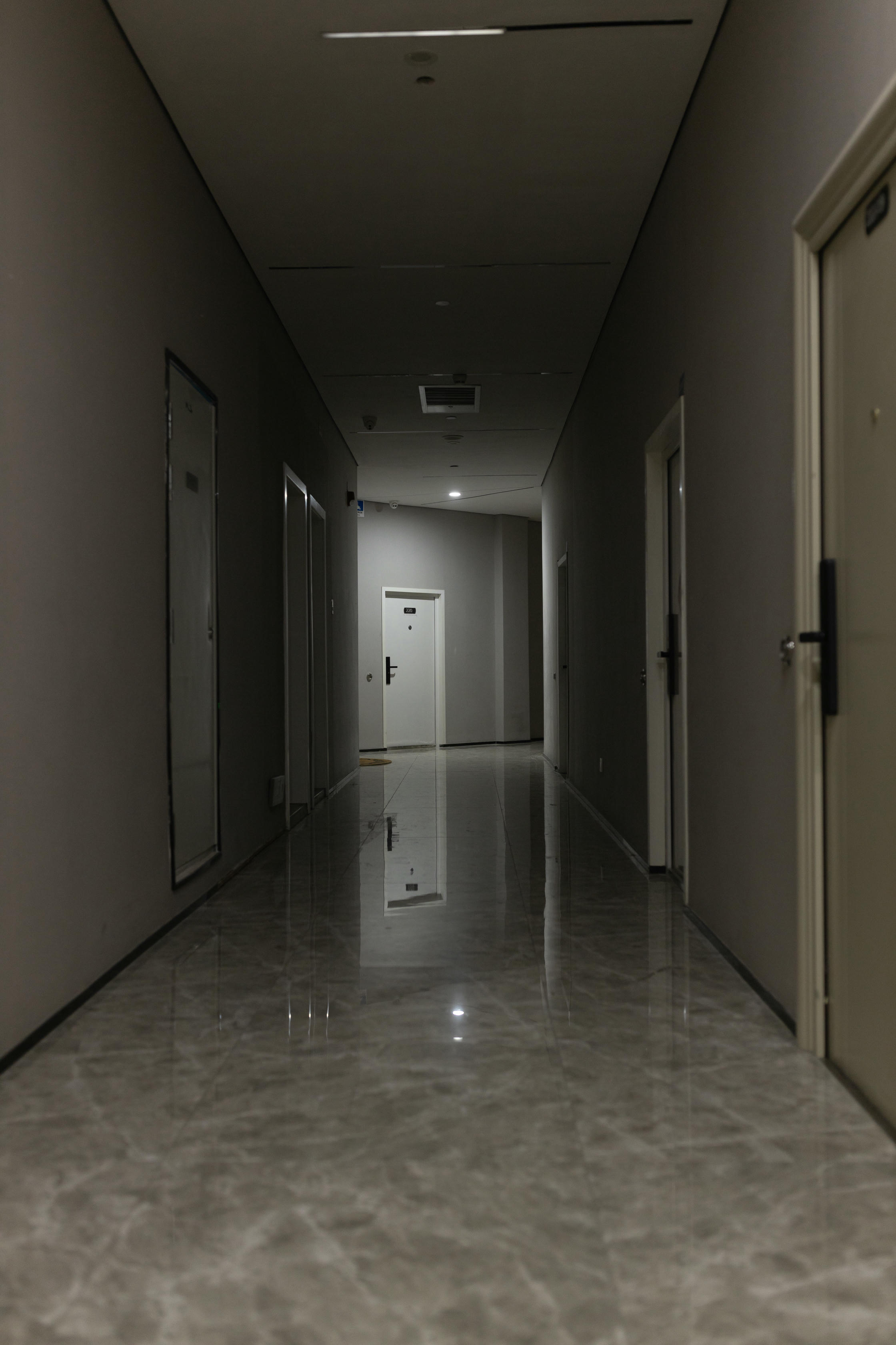 鱼子酱Fish NO.137 内购无水印 3972 尾随 [130P 1.54 GB]_第4集