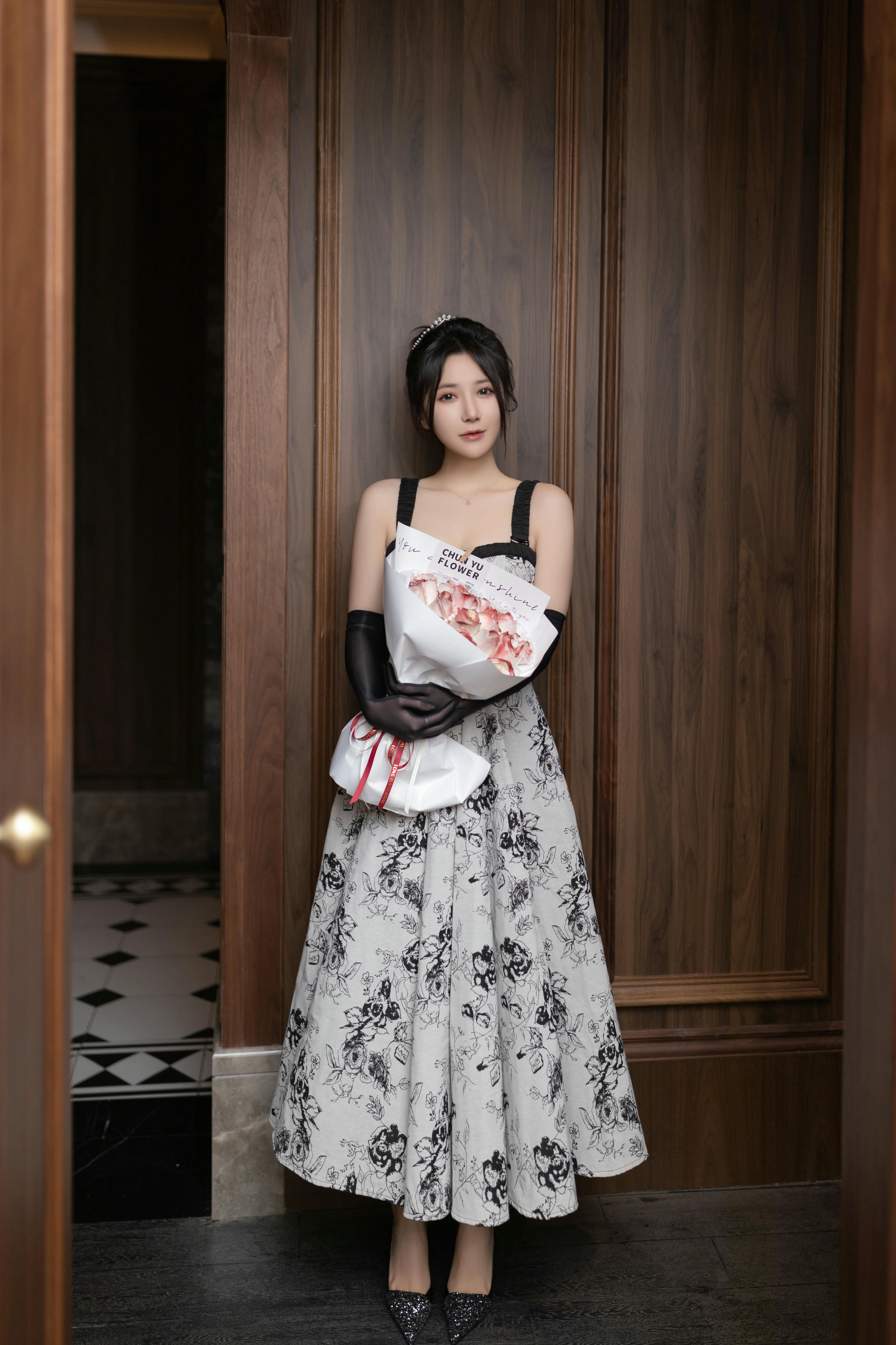 鱼子酱Fish NO.156 内购无水印 8109 生日篇2024 [120P 1.44 GB]_第1集