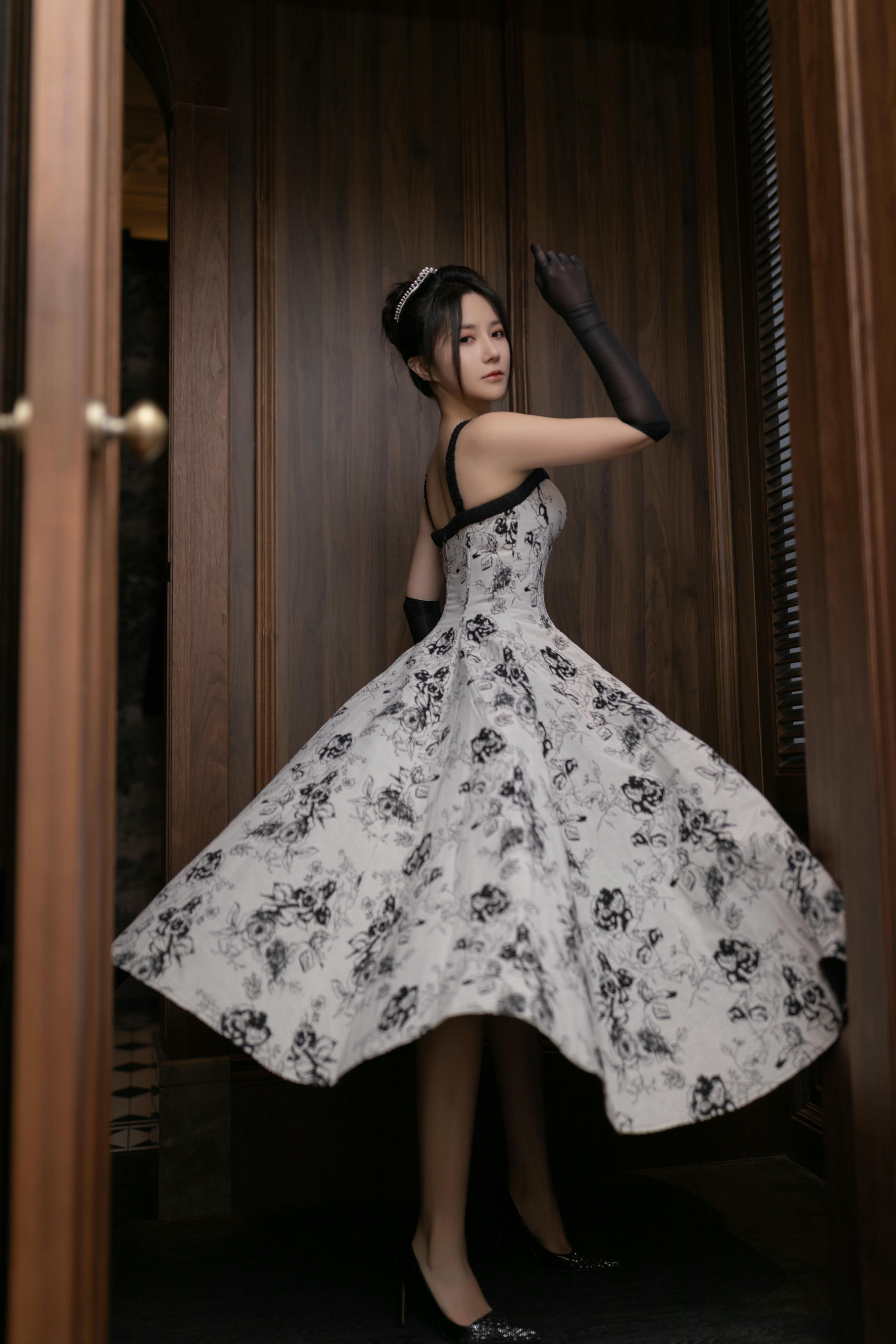 鱼子酱Fish NO.156 内购无水印 8109 生日篇2024 [120P 1.44 GB]_第1集