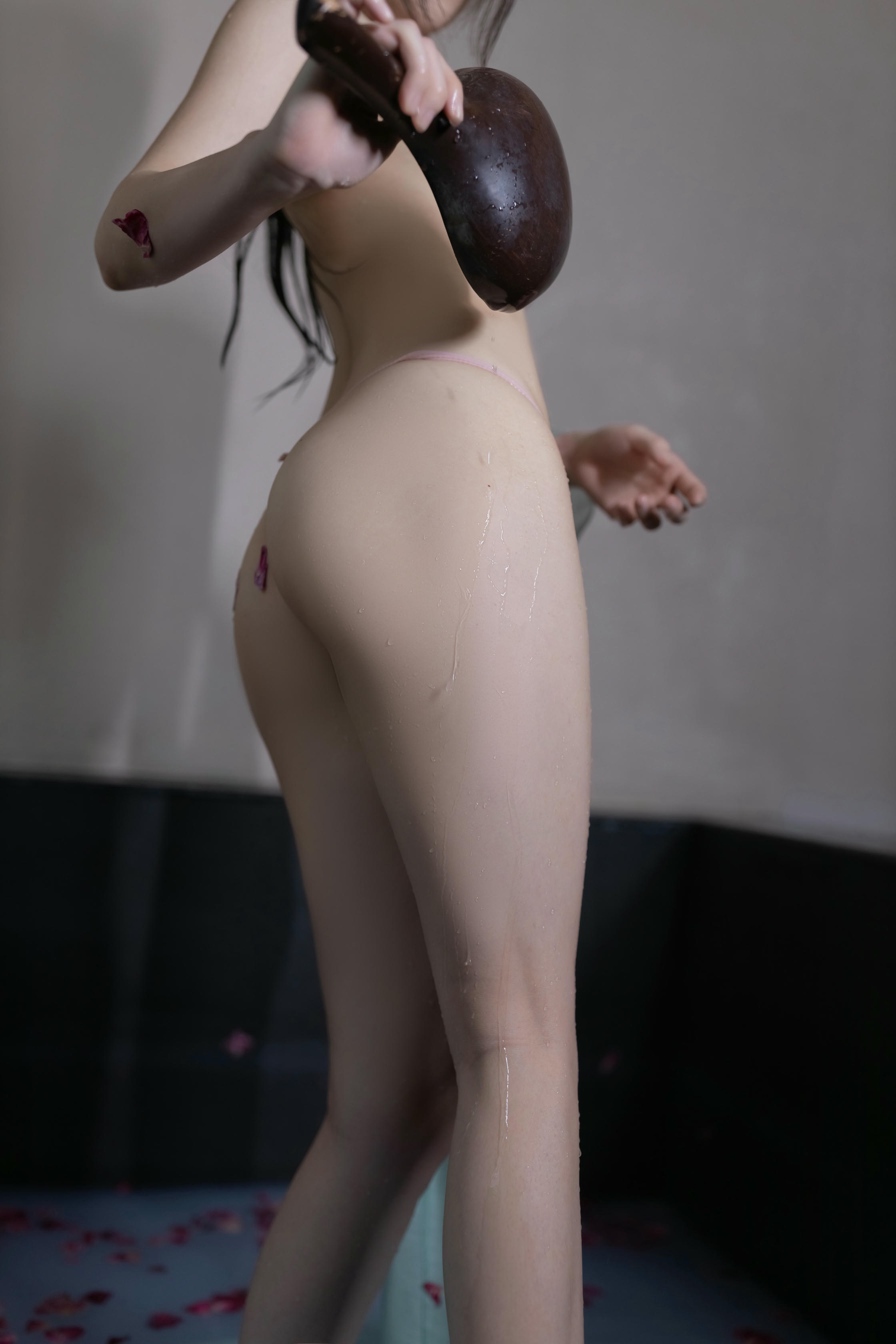 鱼子酱Fish NO.158 内购无水印 8428 花瓣浴 [120P 1.32 GB]_第5集