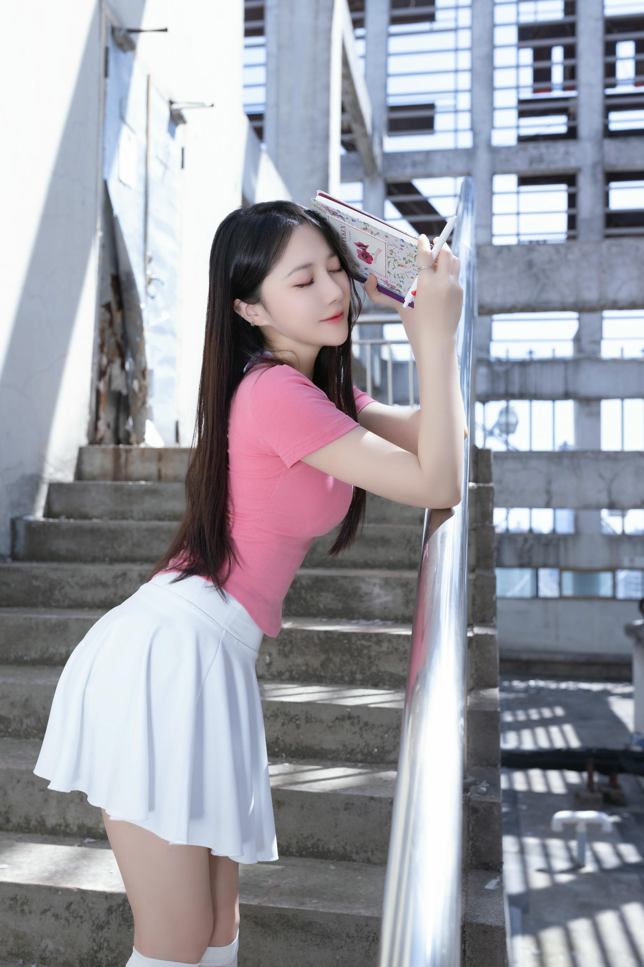 鱼子酱Fish NO.159 内购无水印 8457 天台少女 [120P 1.01 GB]_第1集