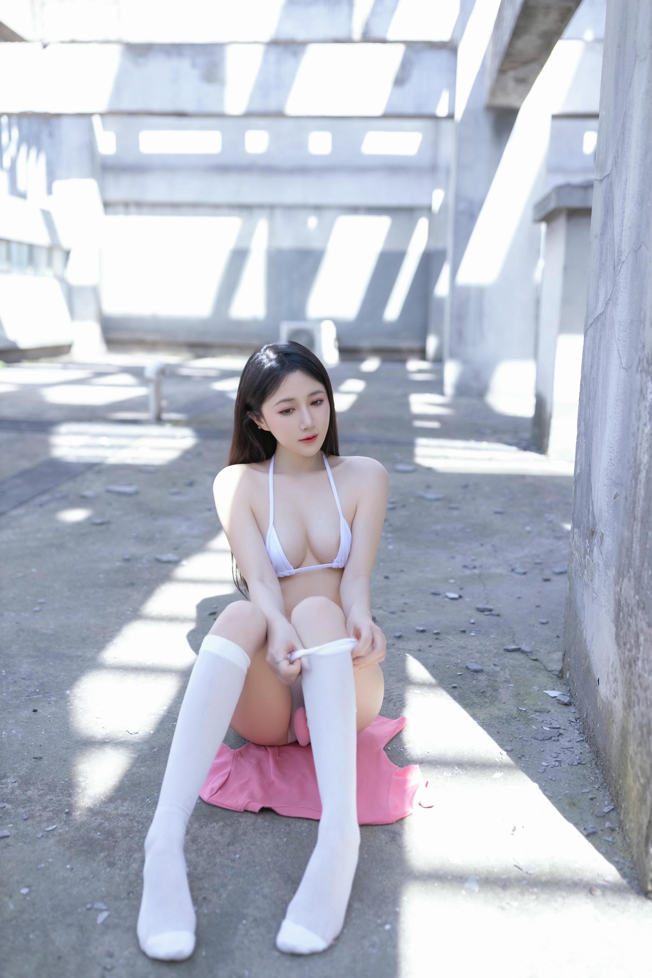 鱼子酱Fish NO.159 内购无水印 8457 天台少女 [120P 1.01 GB]_第4集