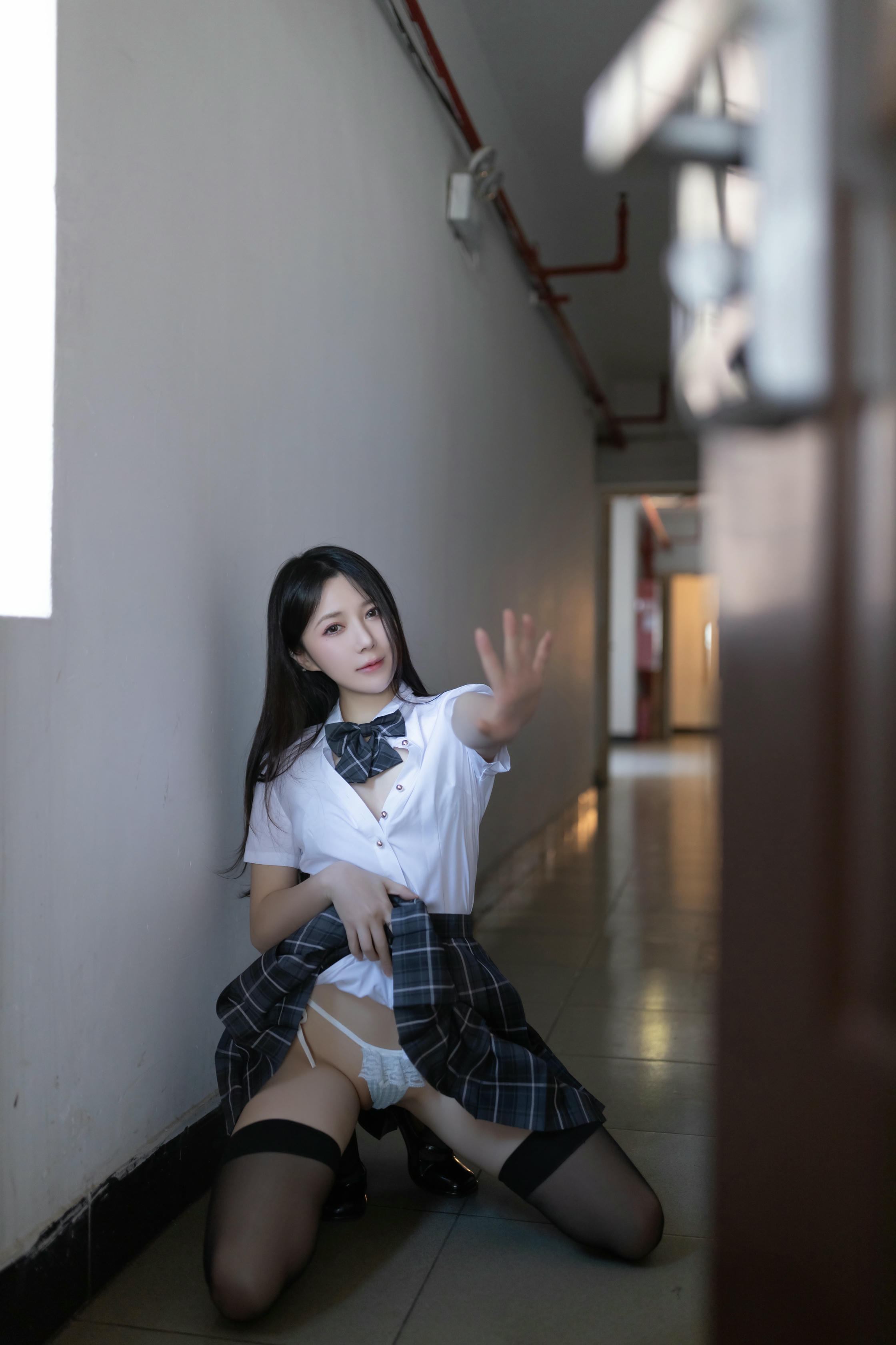 鱼子酱Fish NO.160 内购无水印 8516 破碎衬衫 [120P 1.36 GB]_第1集