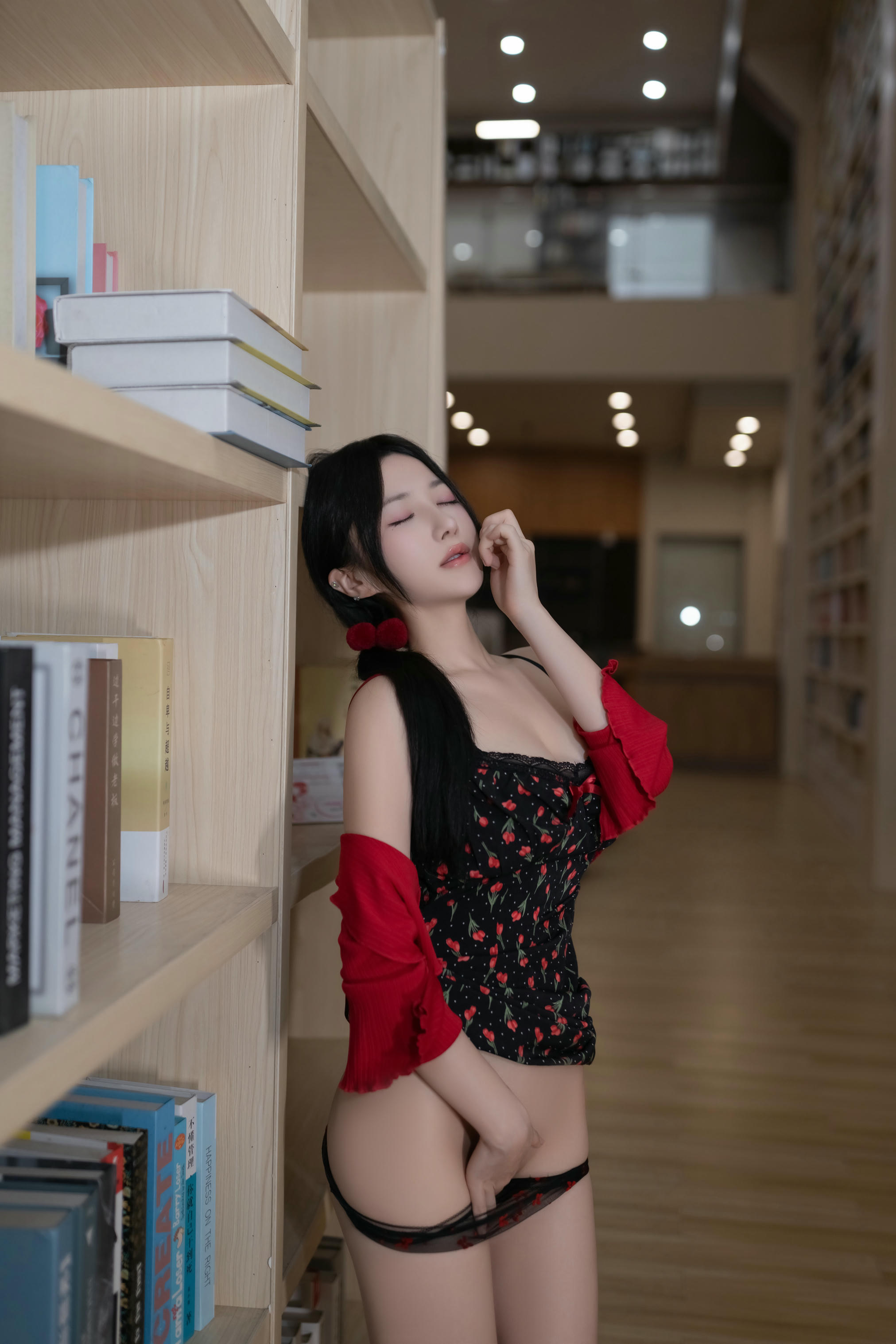 鱼子酱Fish NO.162 内购无水印 8596 图书馆 [120P 1.30 GB]_第1集