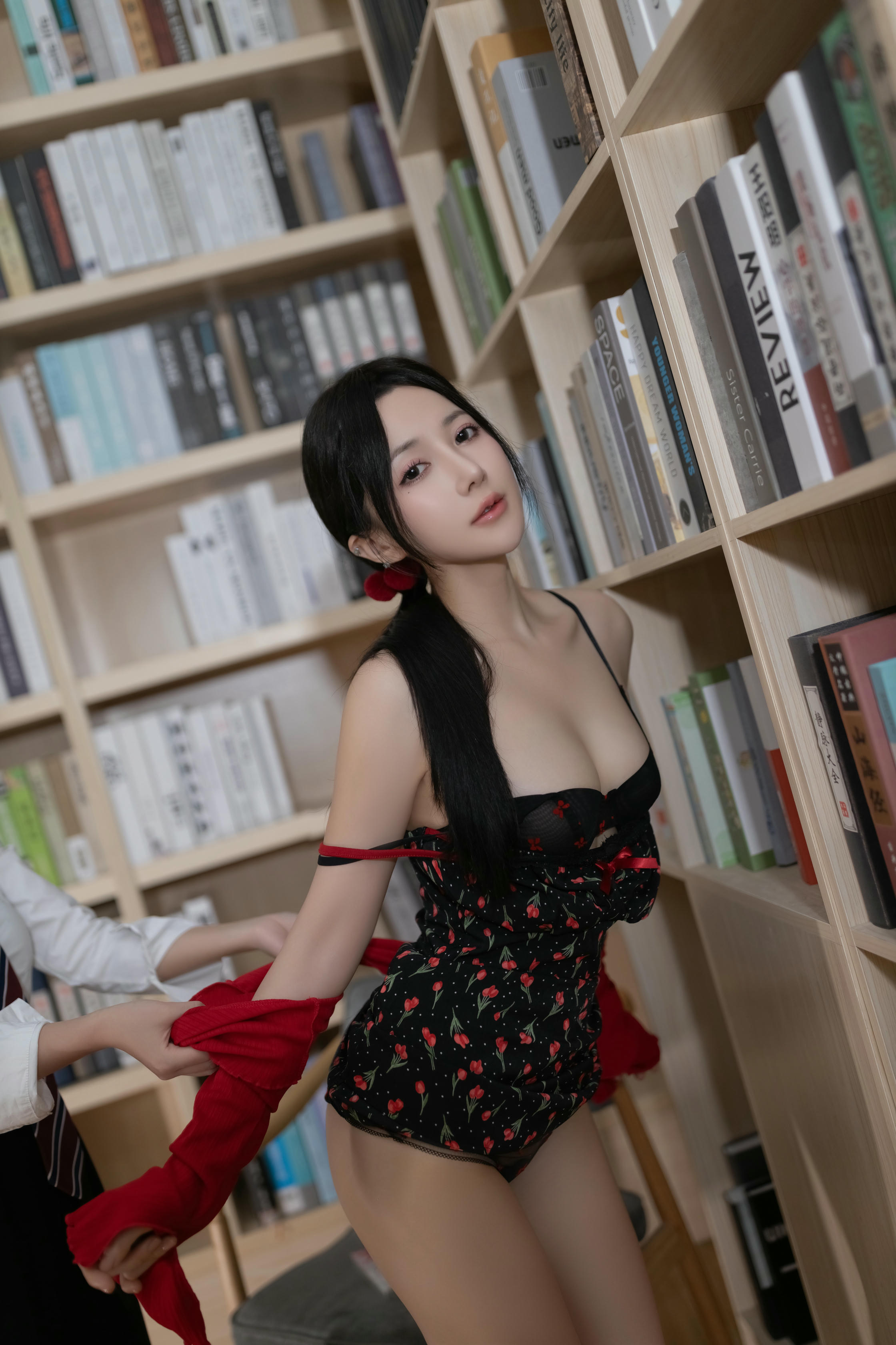 鱼子酱Fish NO.162 内购无水印 8596 图书馆 [120P 1.30 GB]_第3集