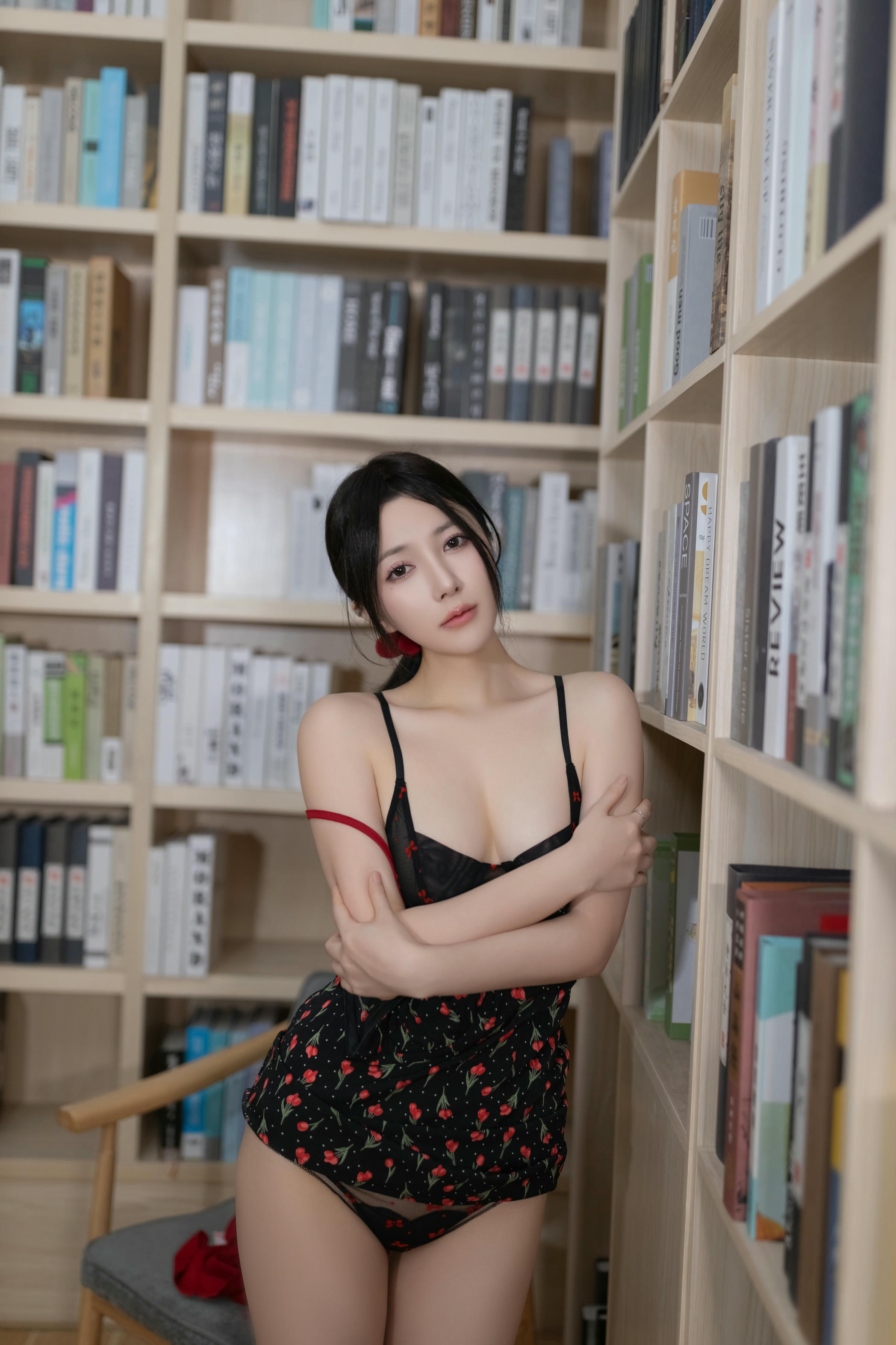 鱼子酱Fish NO.162 内购无水印 8596 图书馆 [120P 1.30 GB]_第3集