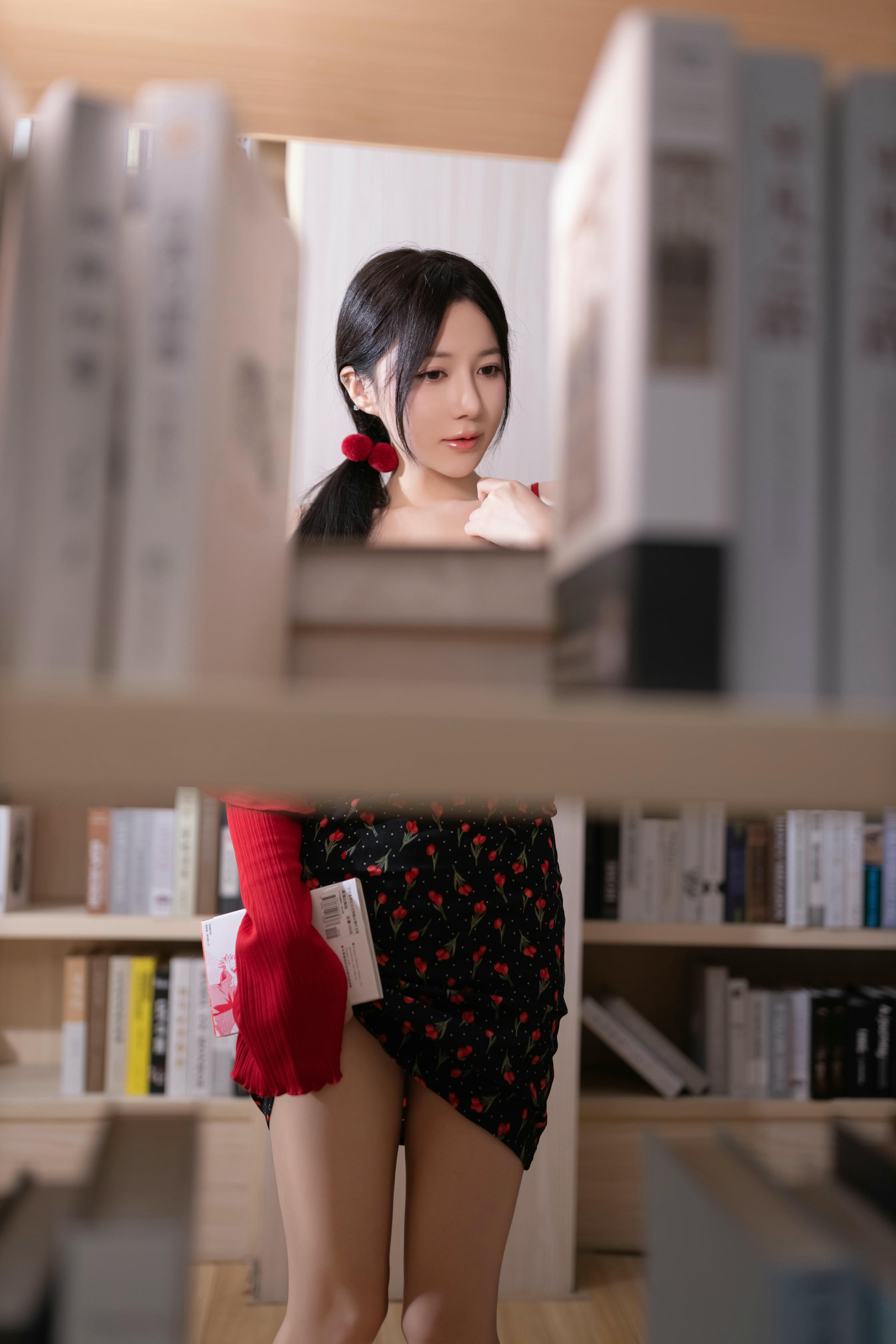 鱼子酱Fish NO.162 内购无水印 8596 图书馆 [120P 1.30 GB]_第1集