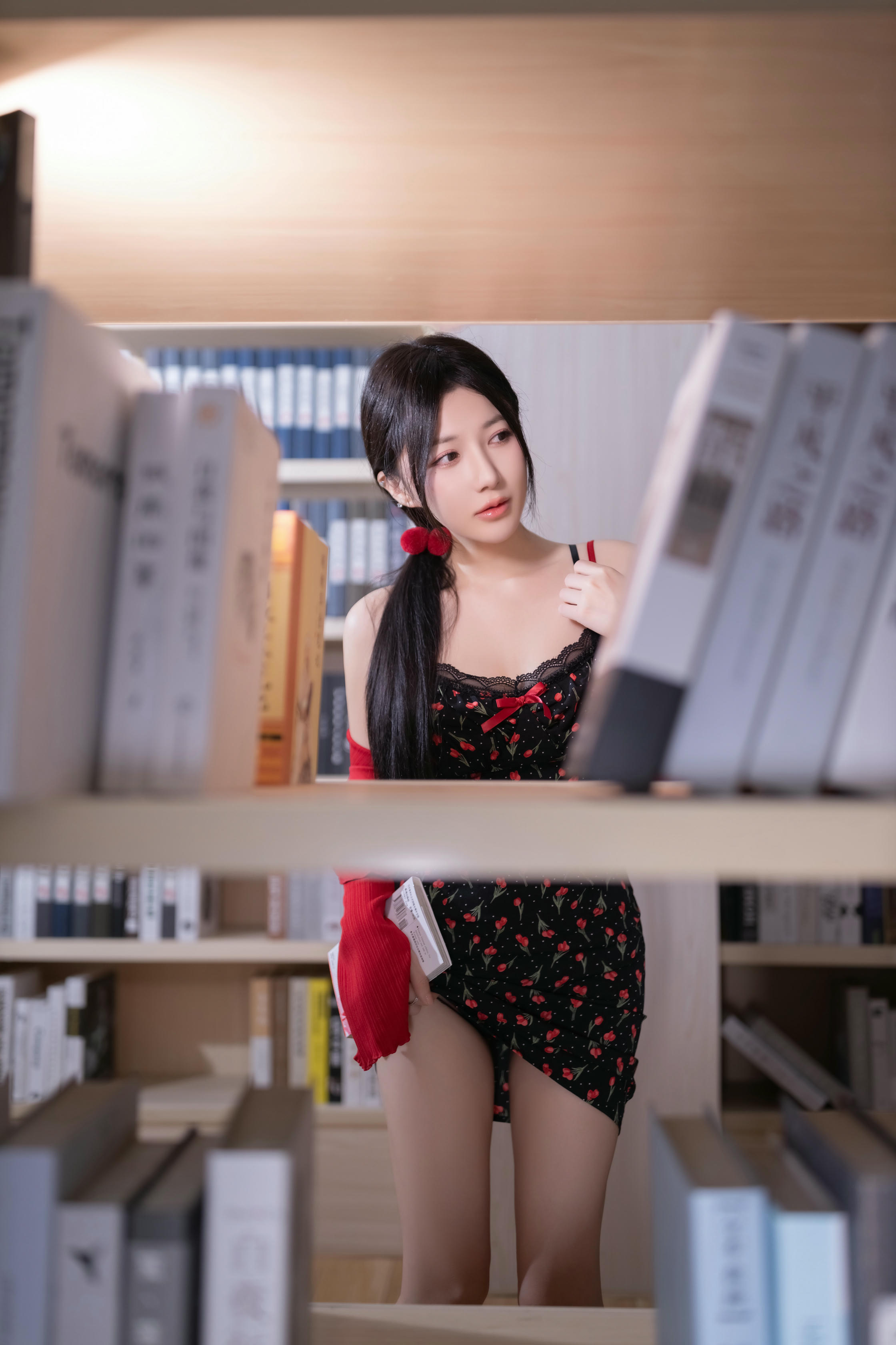 鱼子酱Fish NO.162 内购无水印 8596 图书馆 [120P 1.30 GB]_第1集