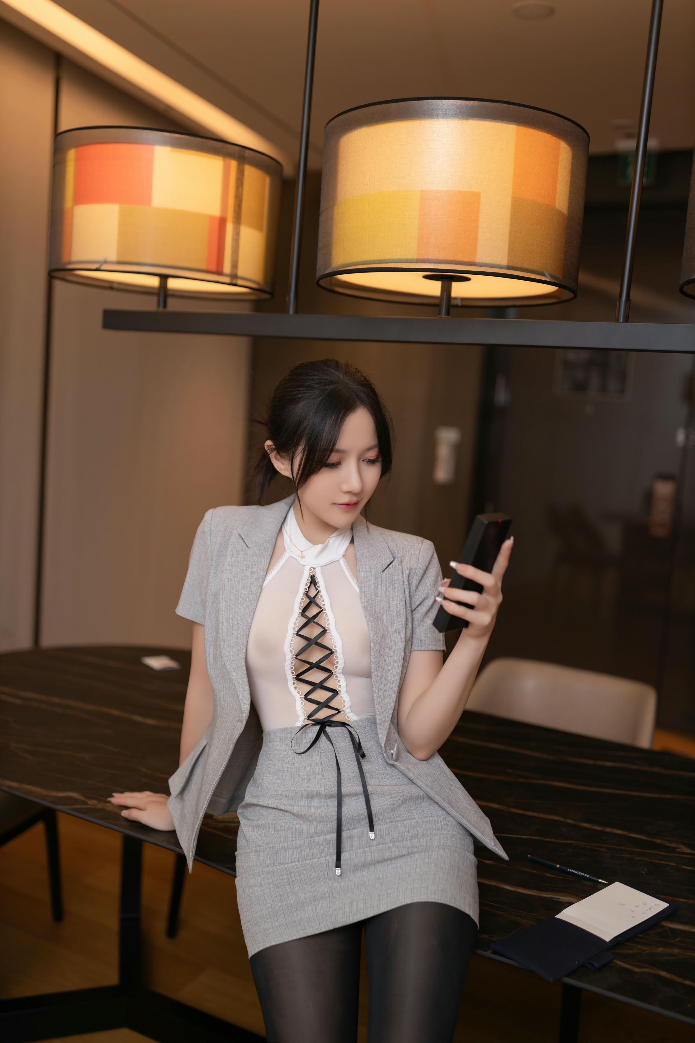 鱼子酱Fish NO.170 内购无水印 9189 他的监控电话 [122P 1.42 GB]_第1集