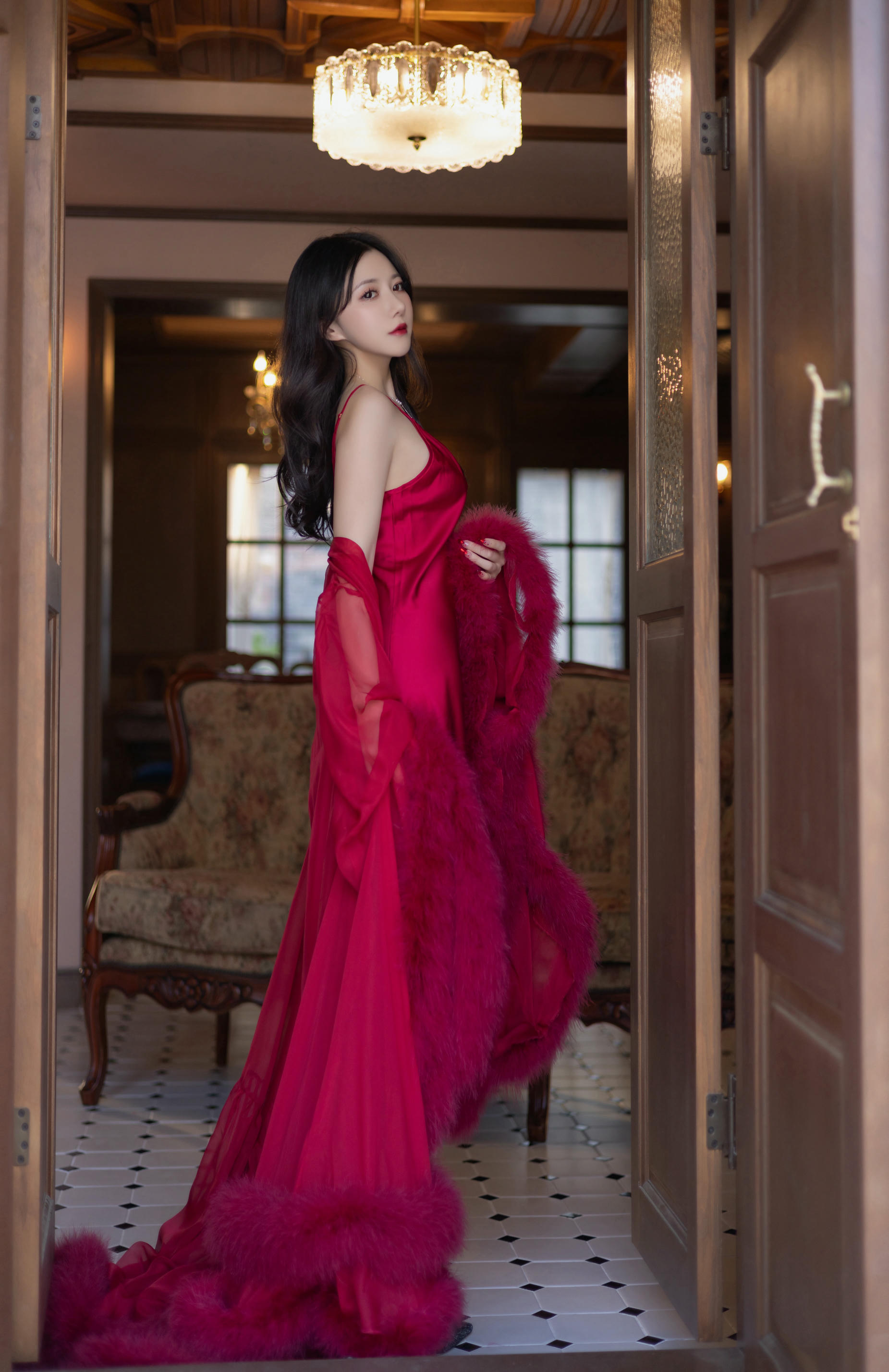 鱼子酱Fish NO.175 内购无水印 9422 玫瑰 [120P 733.40 MB]_第1集