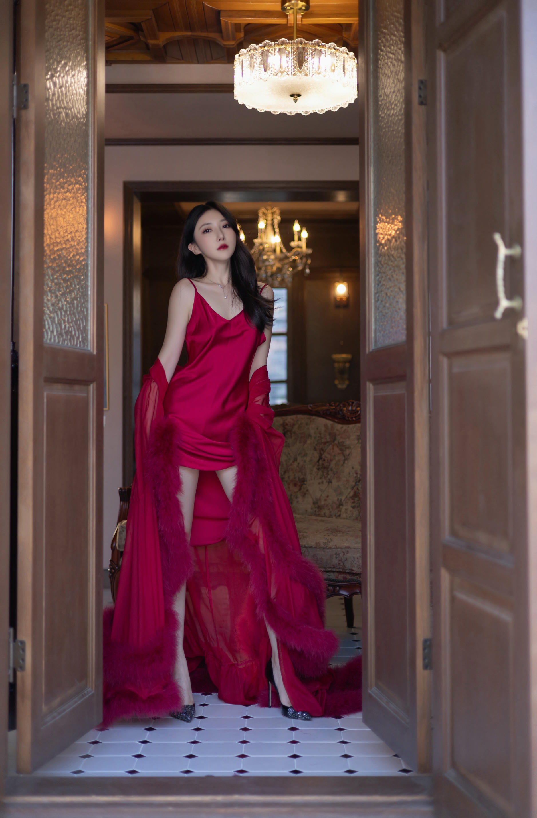 鱼子酱Fish NO.175 内购无水印 9422 玫瑰 [120P 733.40 MB]_第1集