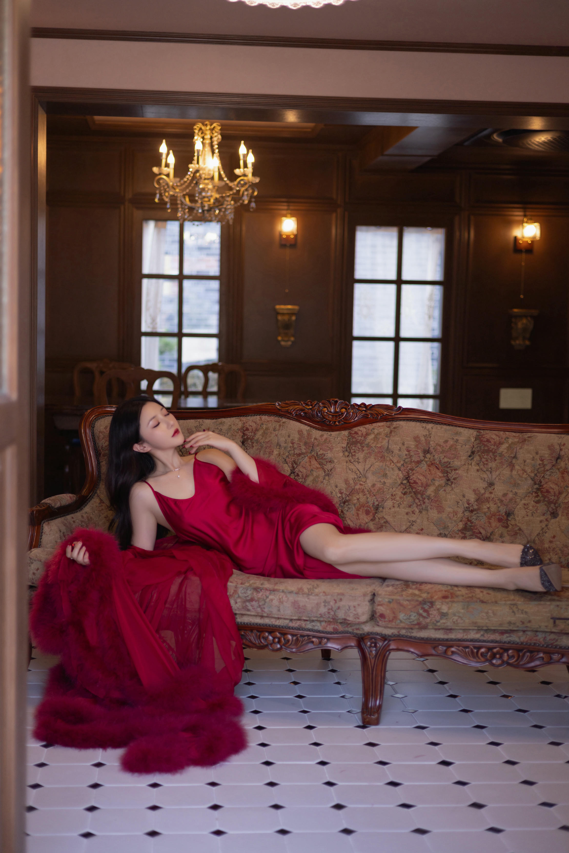 鱼子酱Fish NO.175 内购无水印 9422 玫瑰 [120P 733.40 MB]_第2集