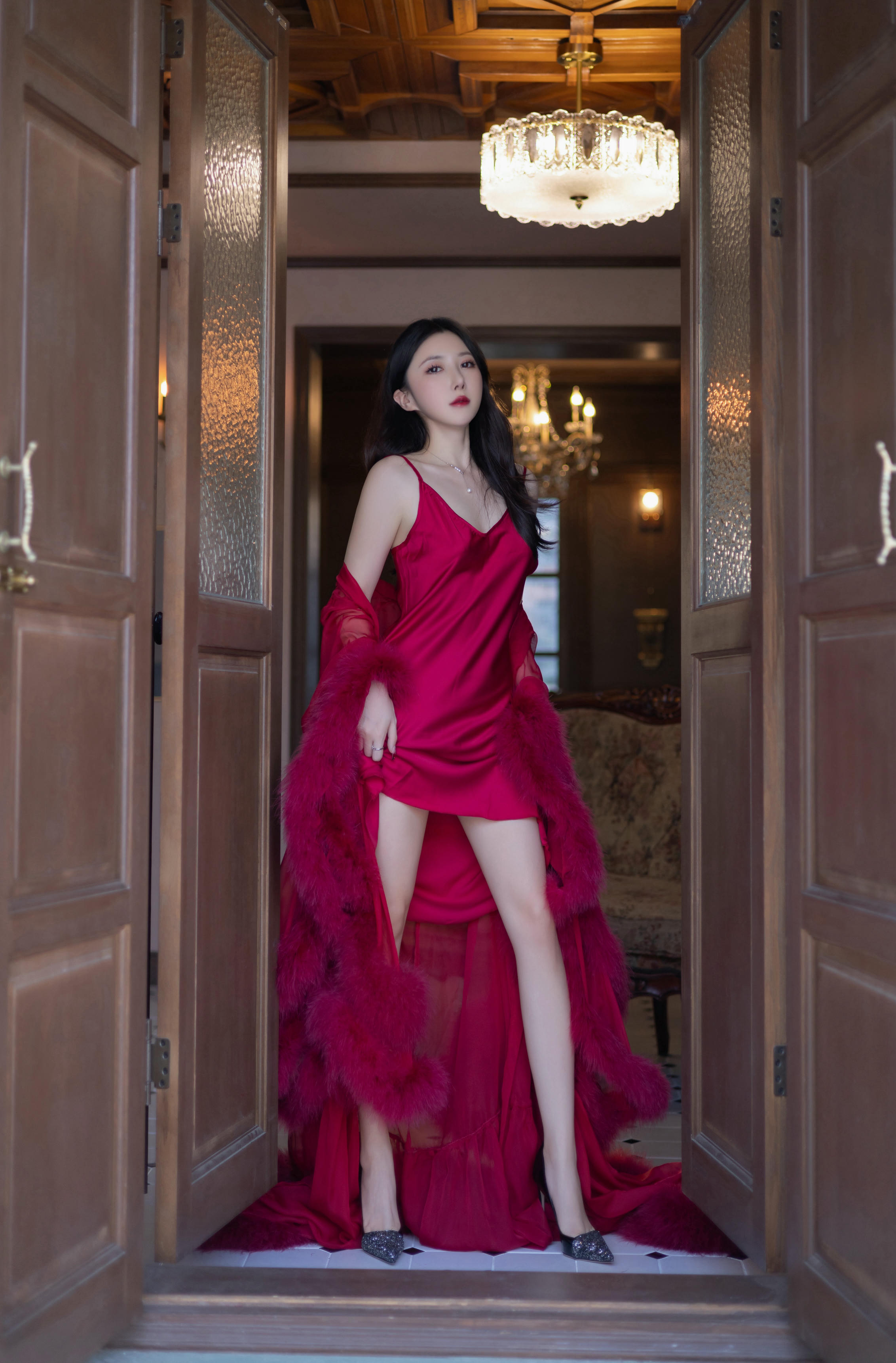 鱼子酱Fish NO.175 内购无水印 9422 玫瑰 [120P 733.40 MB]_第1集