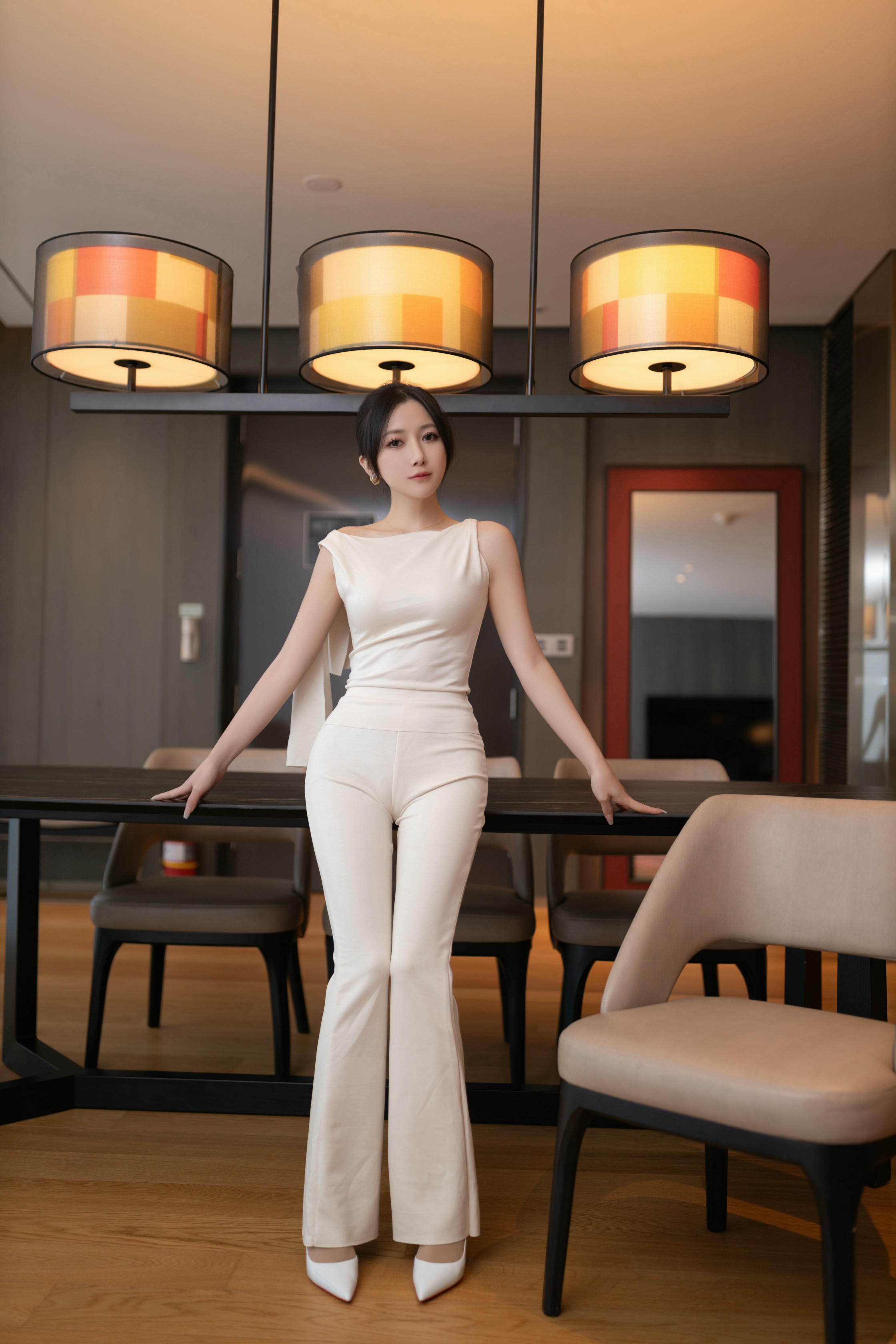 鱼子酱Fish NO.176 内购无水印 9457 职场女人 [120P 797.09 MB]_第1集