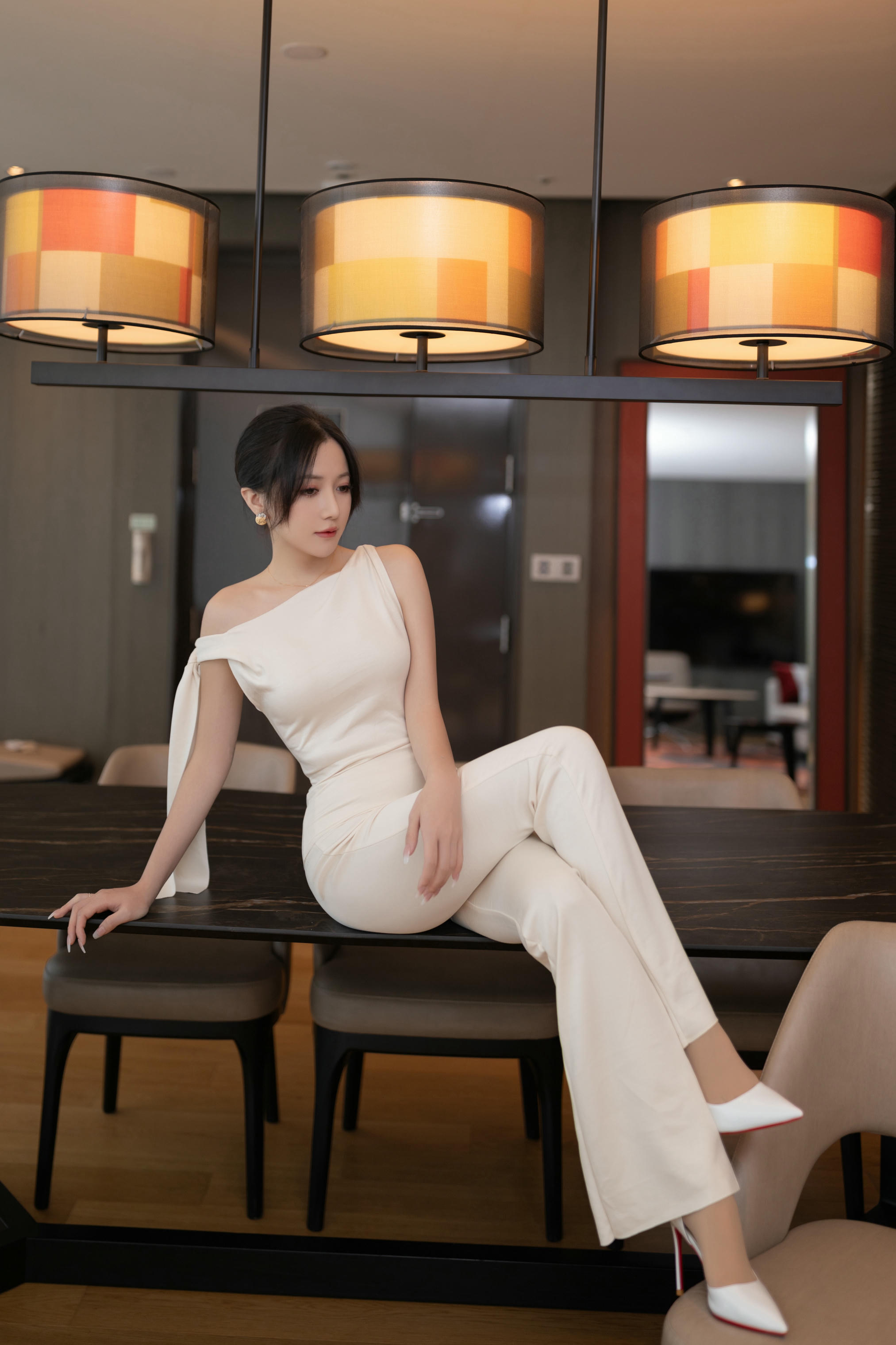 鱼子酱Fish NO.176 内购无水印 9457 职场女人 [120P 797.09 MB]_第1集