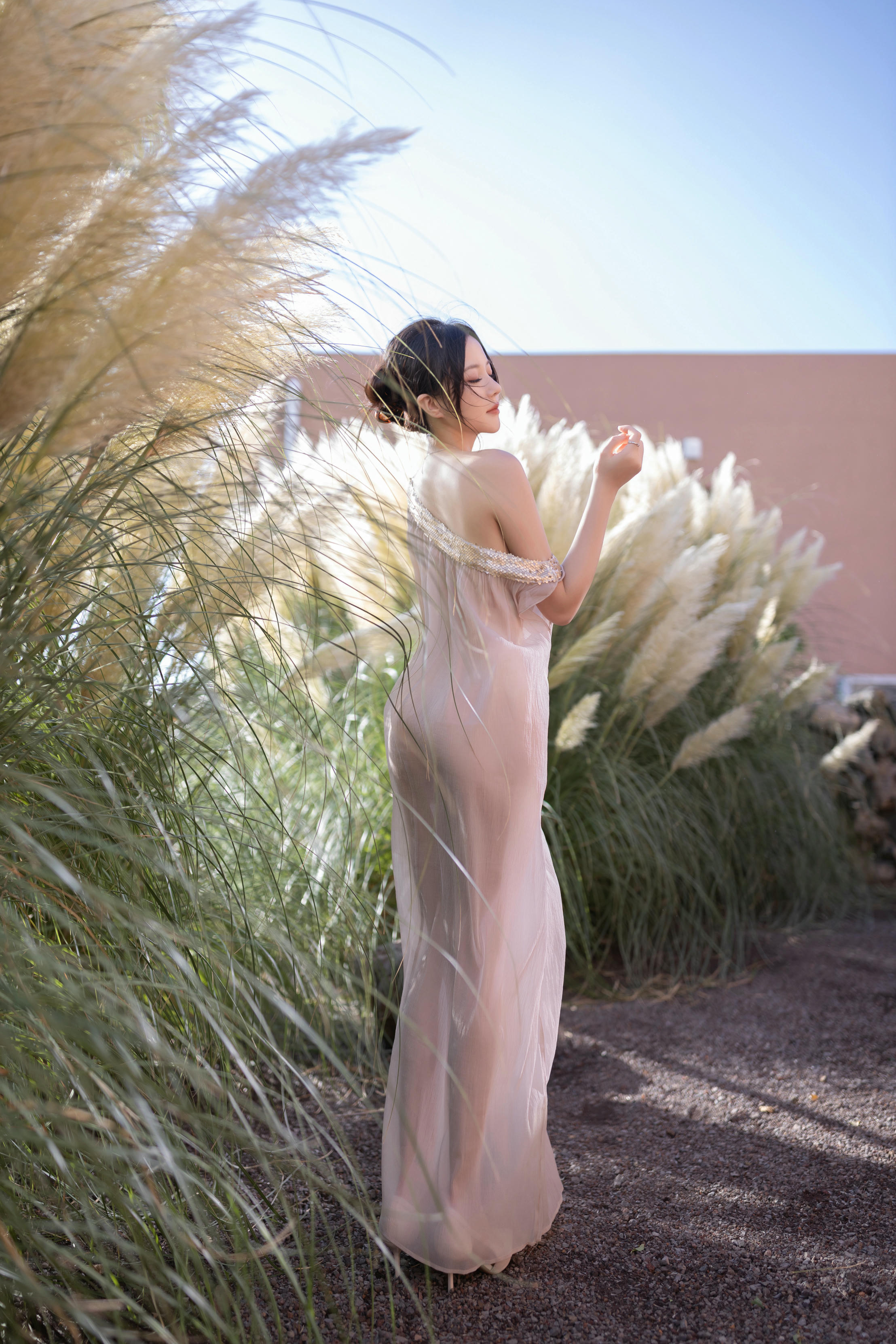 鱼子酱Fish NO.177 内购无水印 9492 芦苇旁 [101P 1.54 GB]_第2集