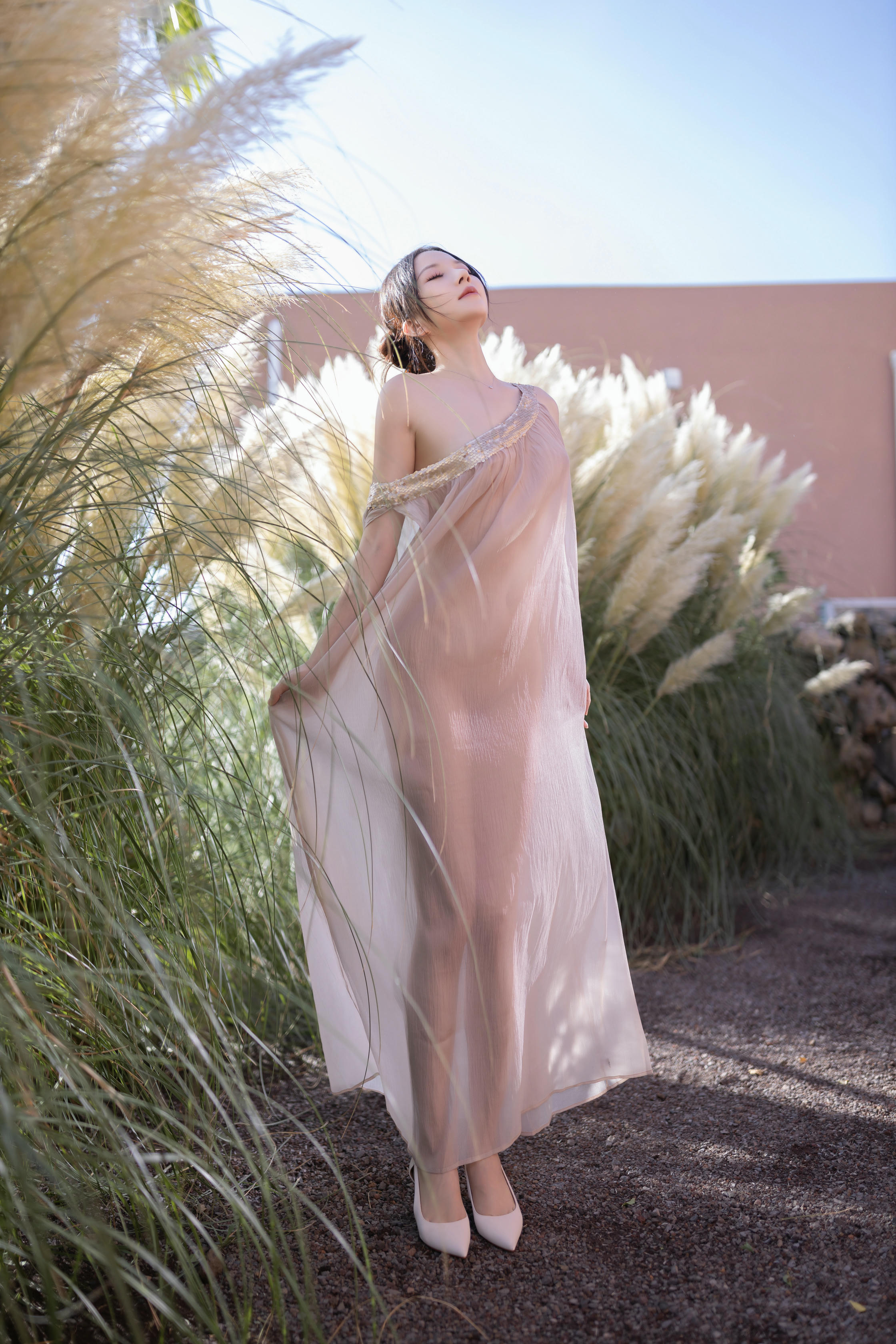 鱼子酱Fish NO.177 内购无水印 9492 芦苇旁 [101P 1.54 GB]_第2集