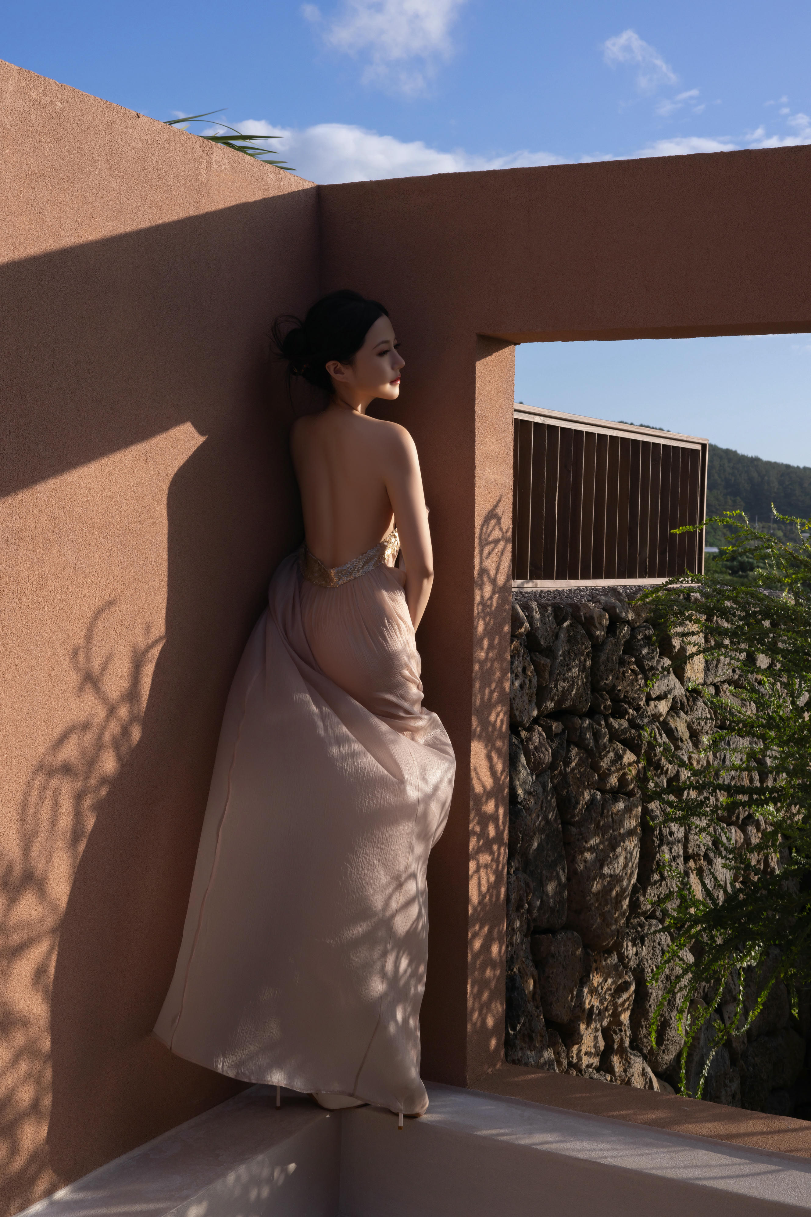 鱼子酱Fish NO.177 内购无水印 9492 芦苇旁 [101P 1.54 GB]_第2集