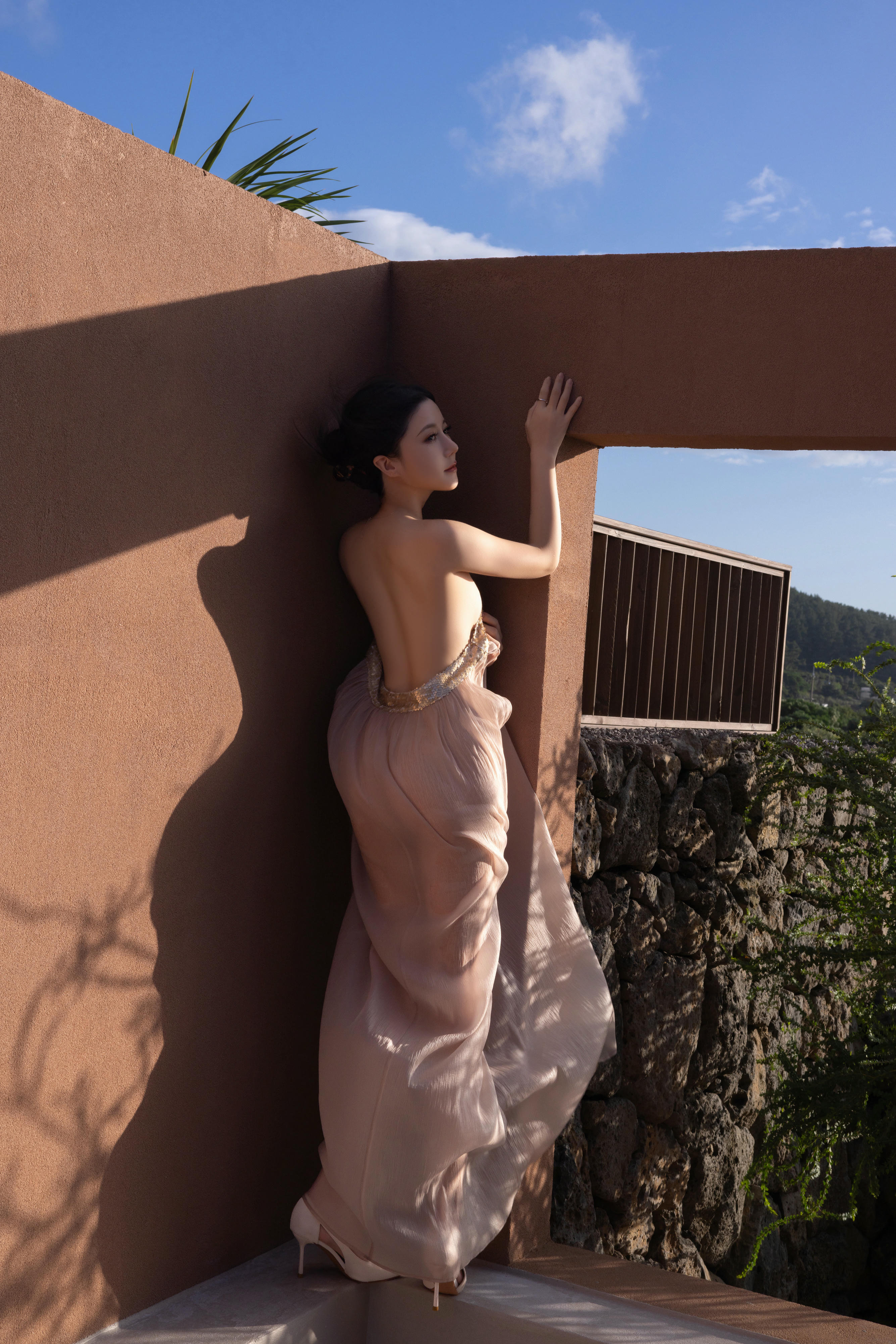 鱼子酱Fish NO.177 内购无水印 9492 芦苇旁 [101P 1.54 GB]_第2集