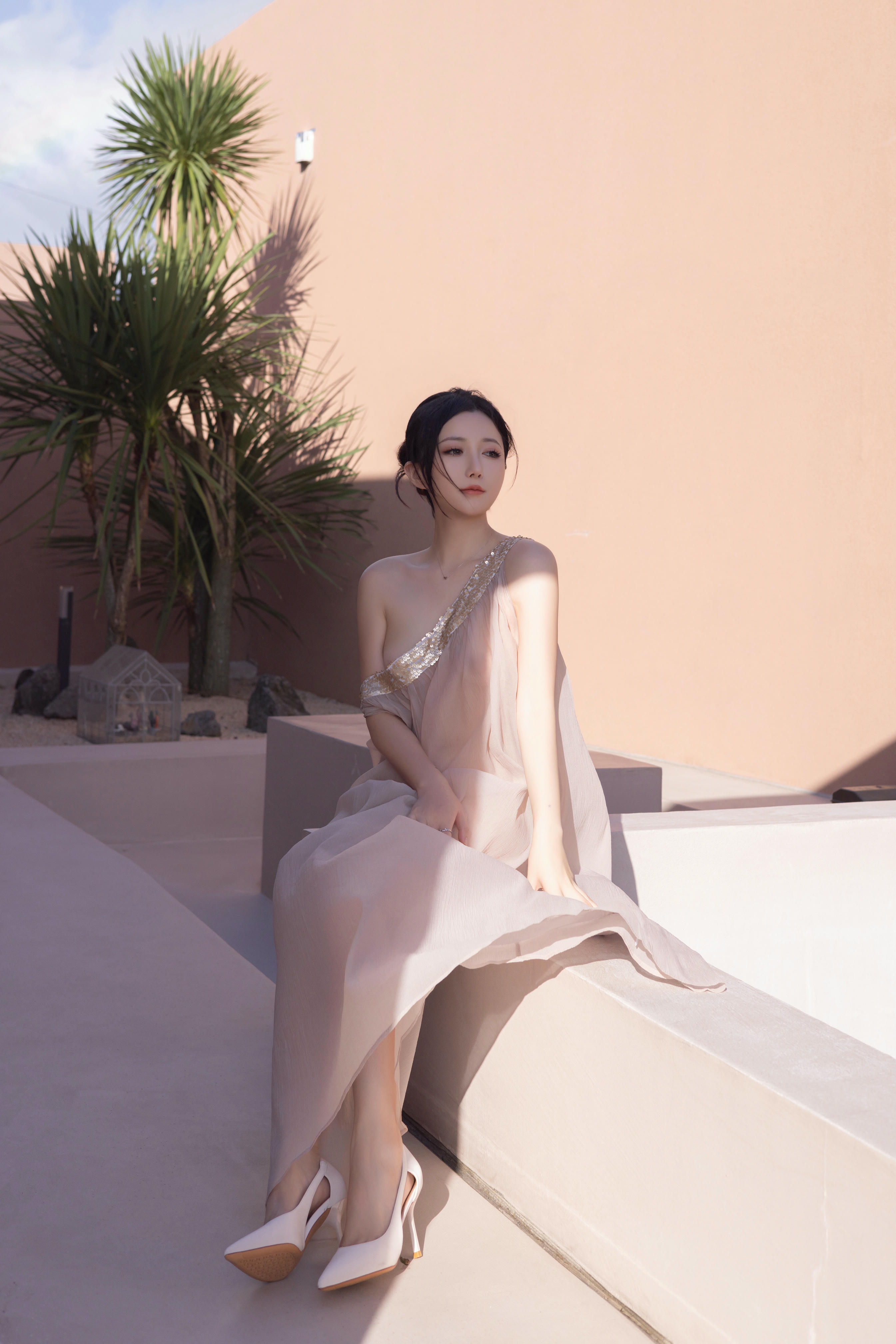 鱼子酱Fish NO.177 内购无水印 9492 芦苇旁 [101P 1.54 GB]_第1集