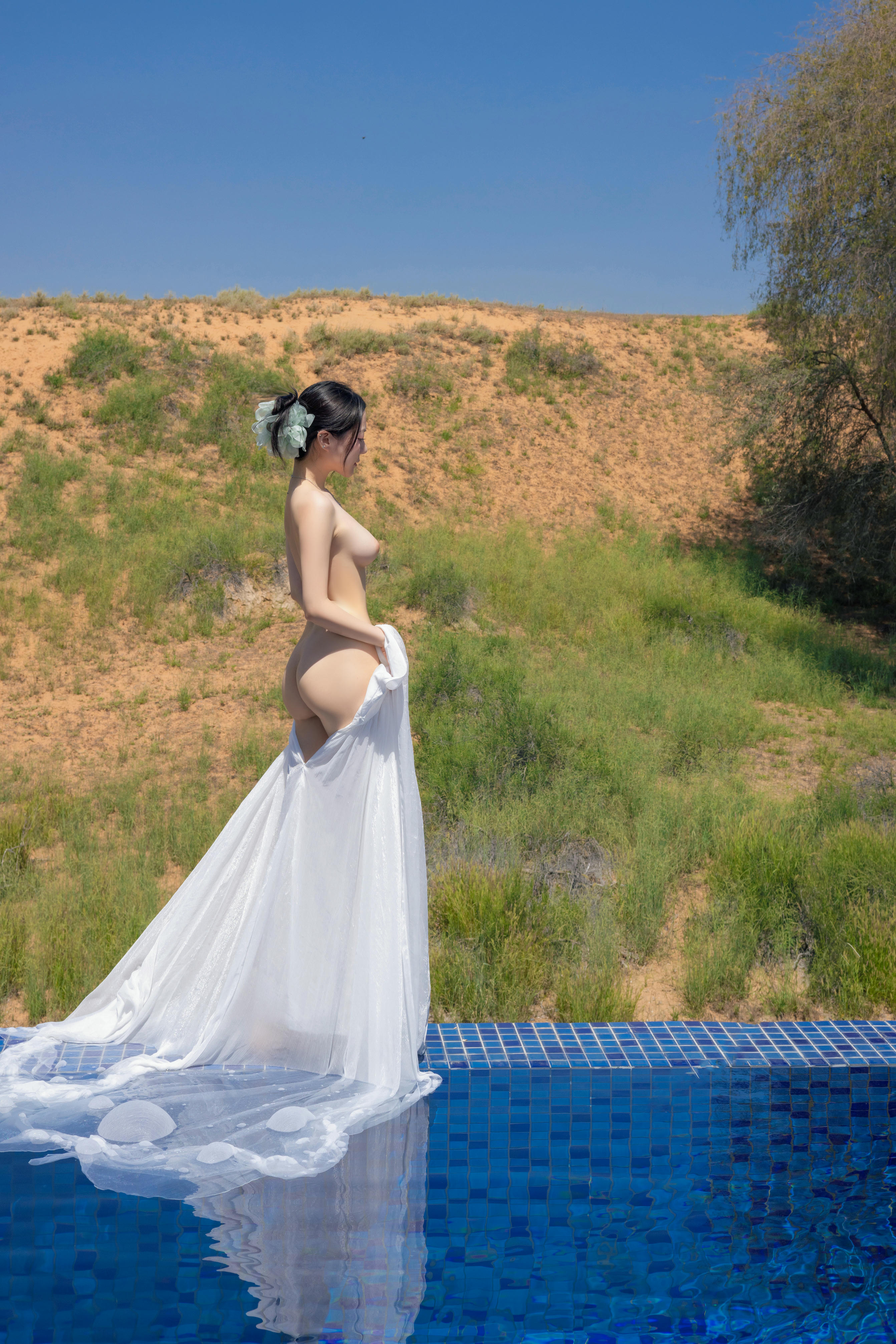 鱼子酱Fish NO.182 内购无水印 沙漠之花 [50P 992MB]_第1集