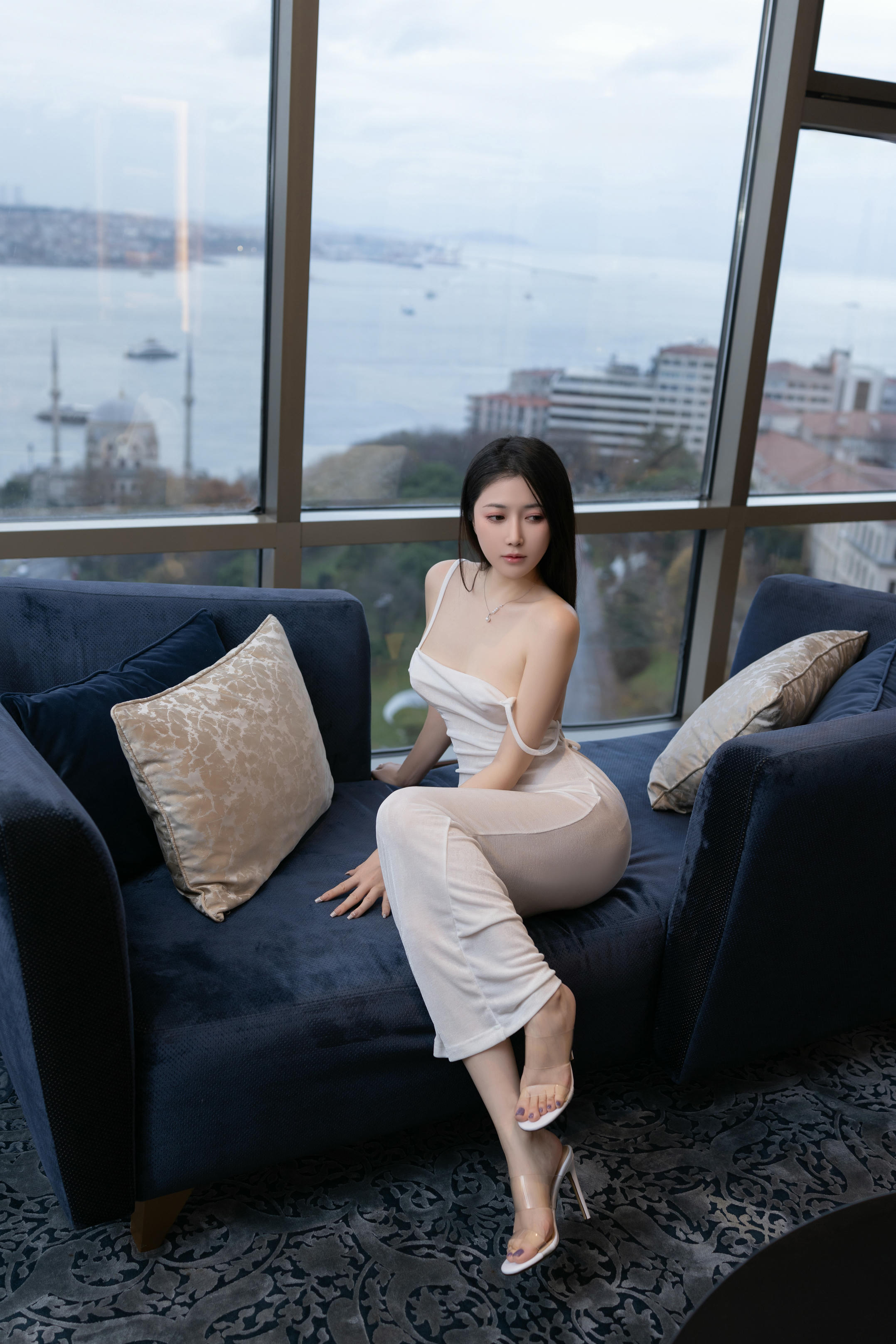 鱼子酱Fish NO.186 内购无水印 珍珠项链[120P 1.32GB]_第1集