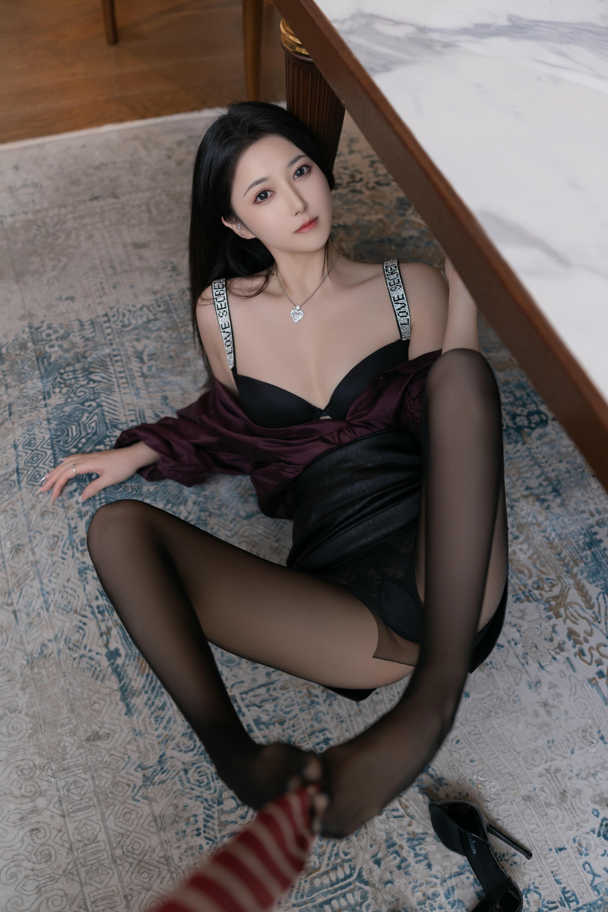 鱼子酱Fish NO.187 内购无水印 紫色衬衫 [120P 1.37GB]_第2集