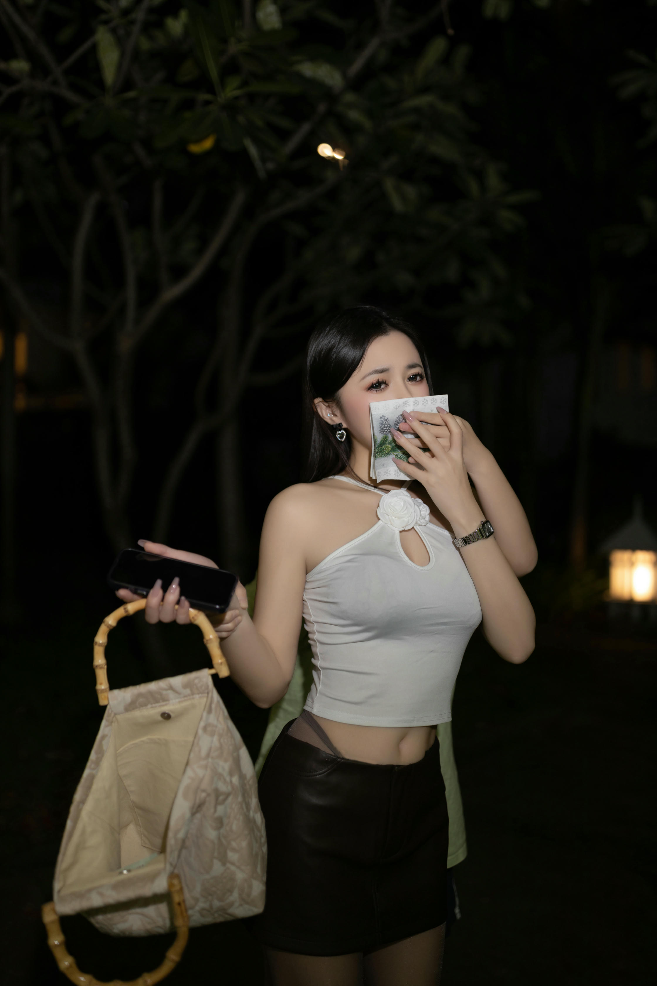 鱼子酱Fish NO.006 内购无水印 暗墙五 尾随 [130P 1.33 GB]_第1集