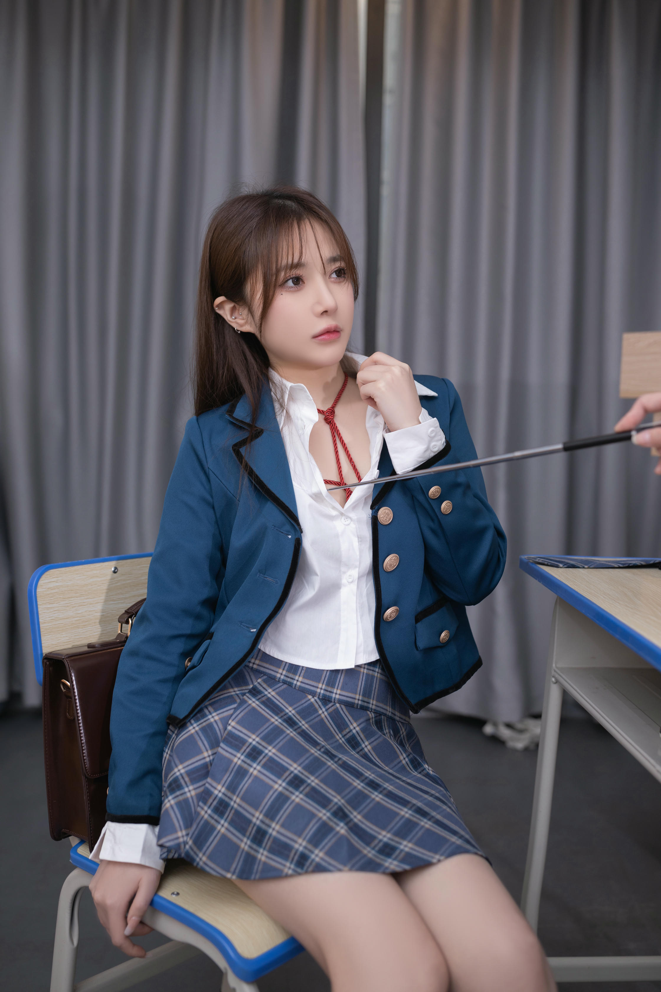 鱼子酱Fish NO.016 内购无水印 侘びの教室  [128P 1.54GB]_第2集