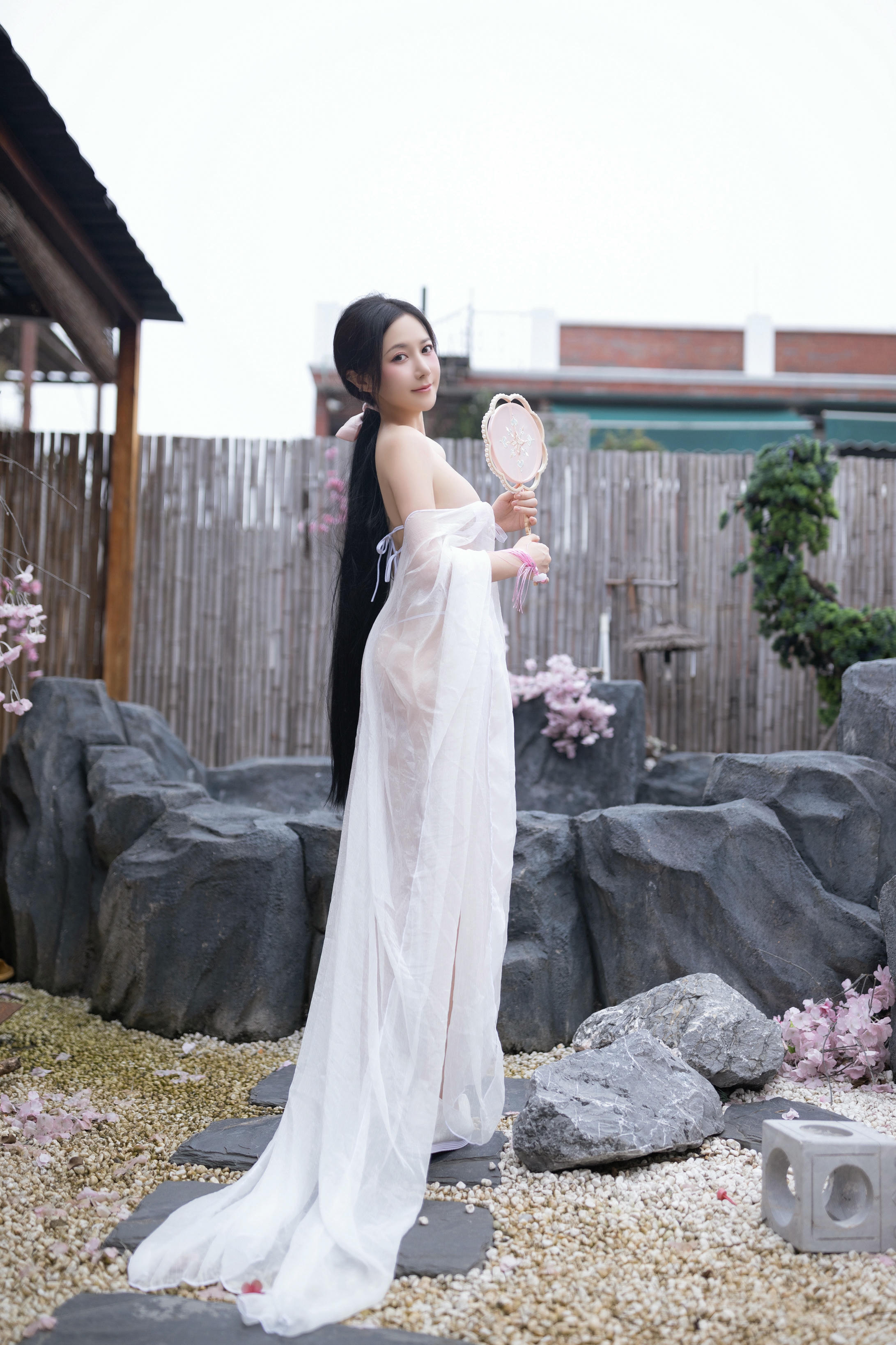 鱼子酱Fish NO.037 内购无水印 花想容写真 [120P／1.44GB]_第1集