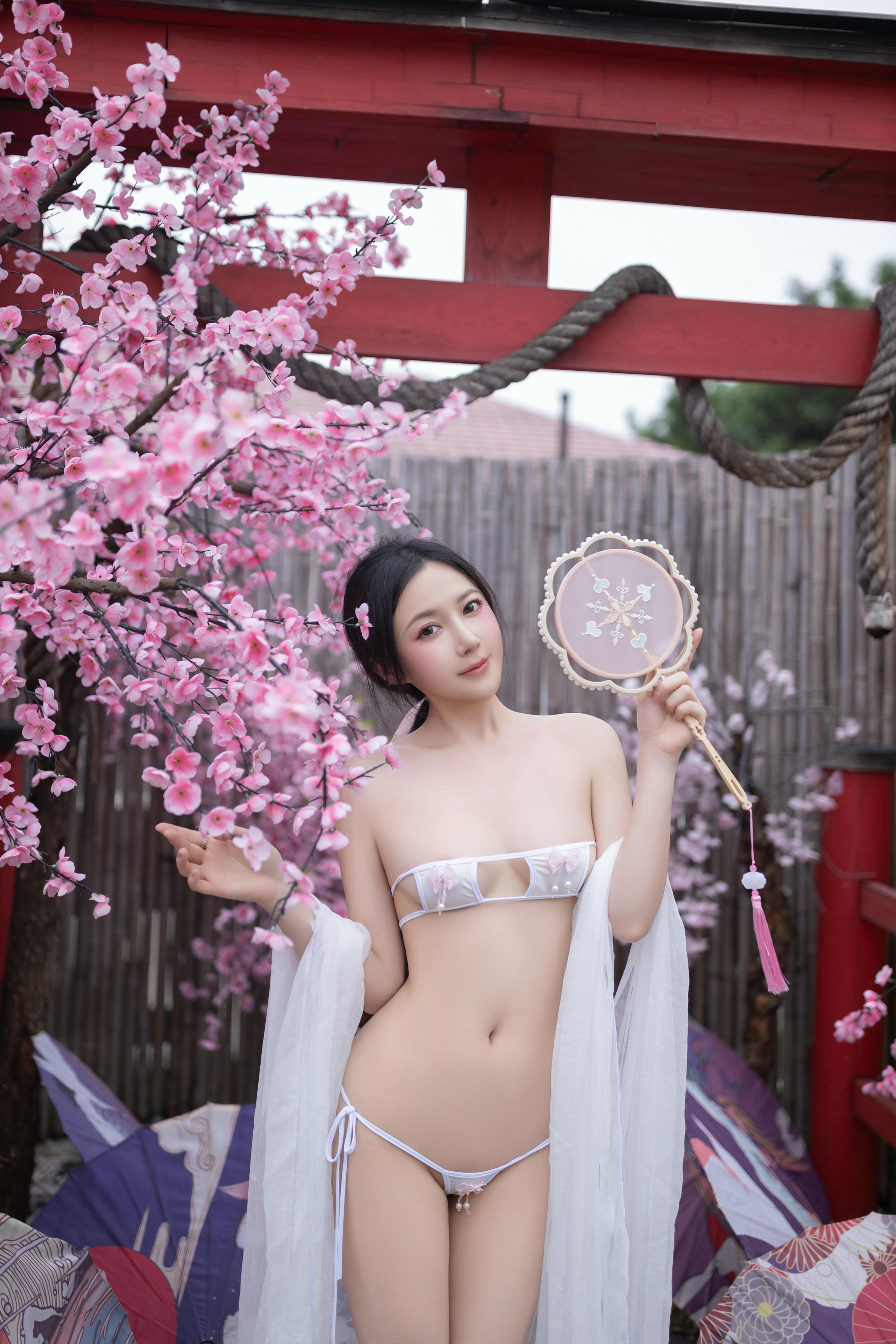 鱼子酱Fish NO.037 内购无水印 花想容写真 [120P／1.44GB]_第3集