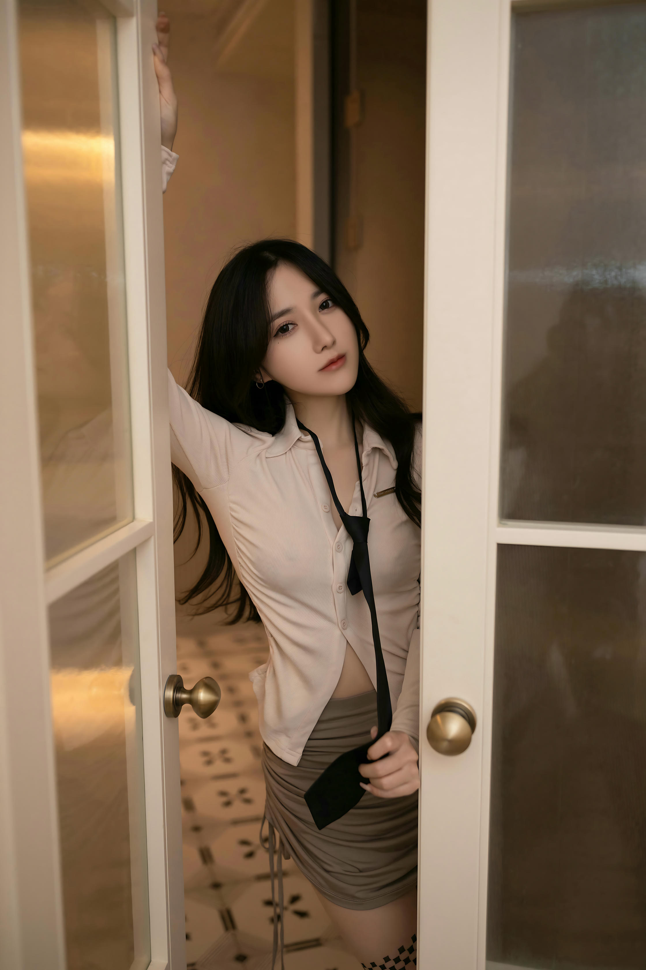 鱼子酱Fish NO.047 内购无水印 克莱门禁欲 [121P 957.61 MB]_第1集