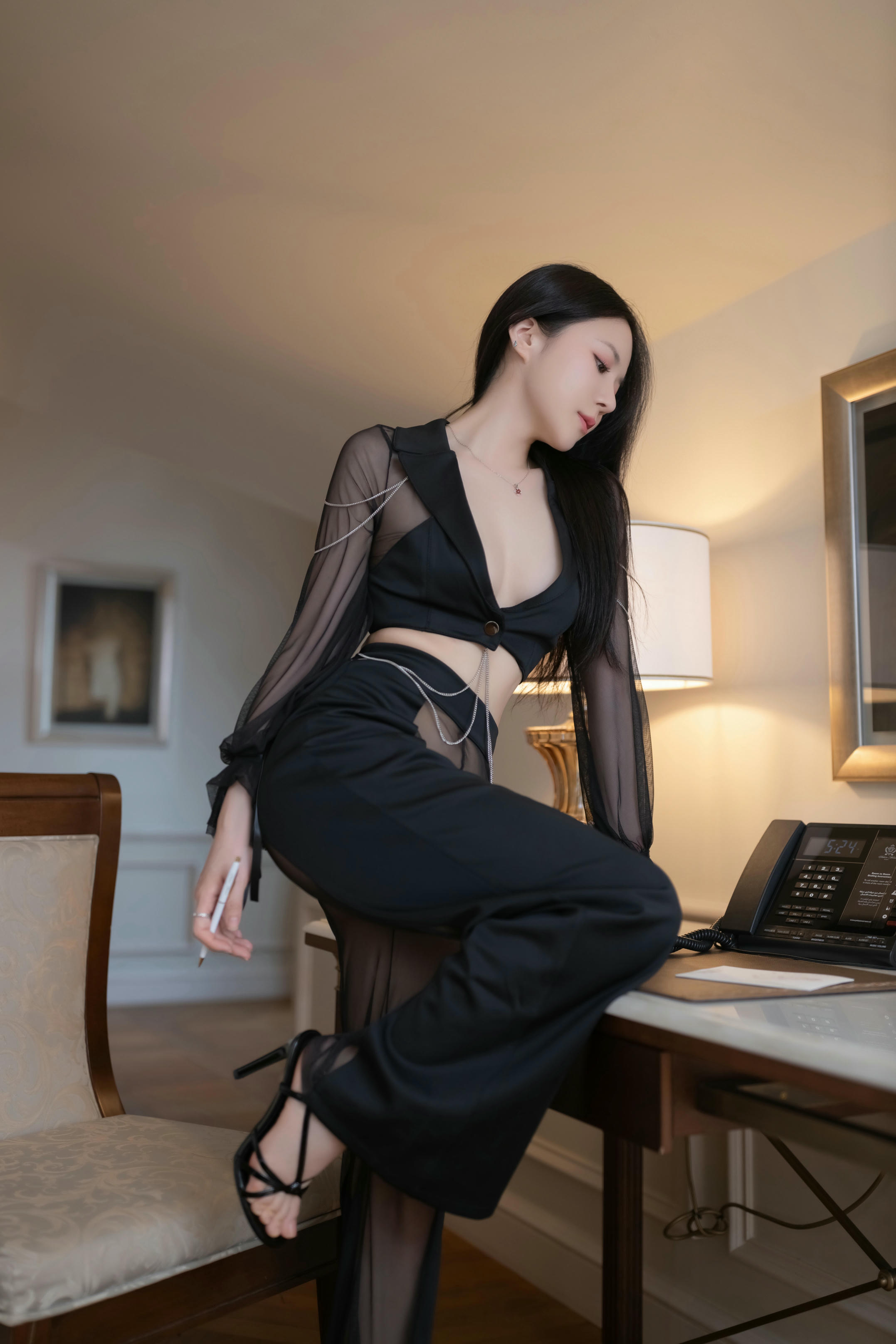 鱼子酱Fish NO.053 内购无水印 秘书 [120P／1.44GB]_第2集