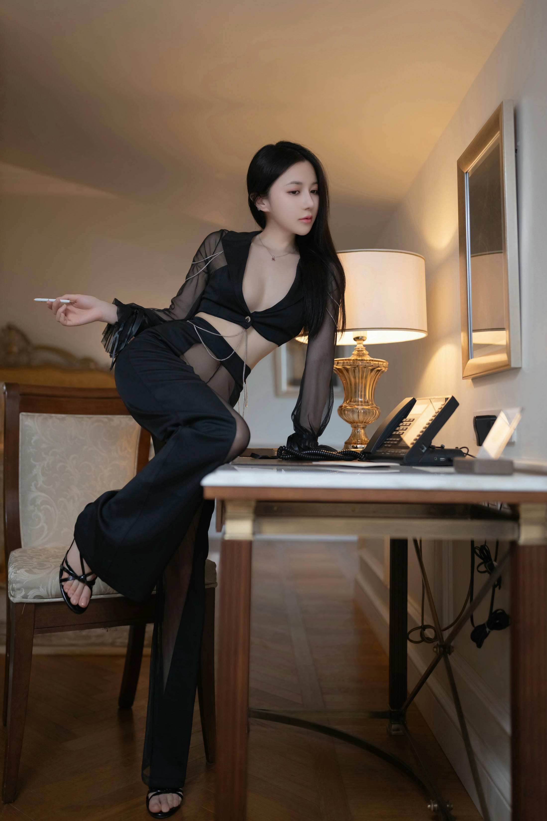 鱼子酱Fish NO.053 内购无水印 秘书 [120P／1.44GB]_第2集