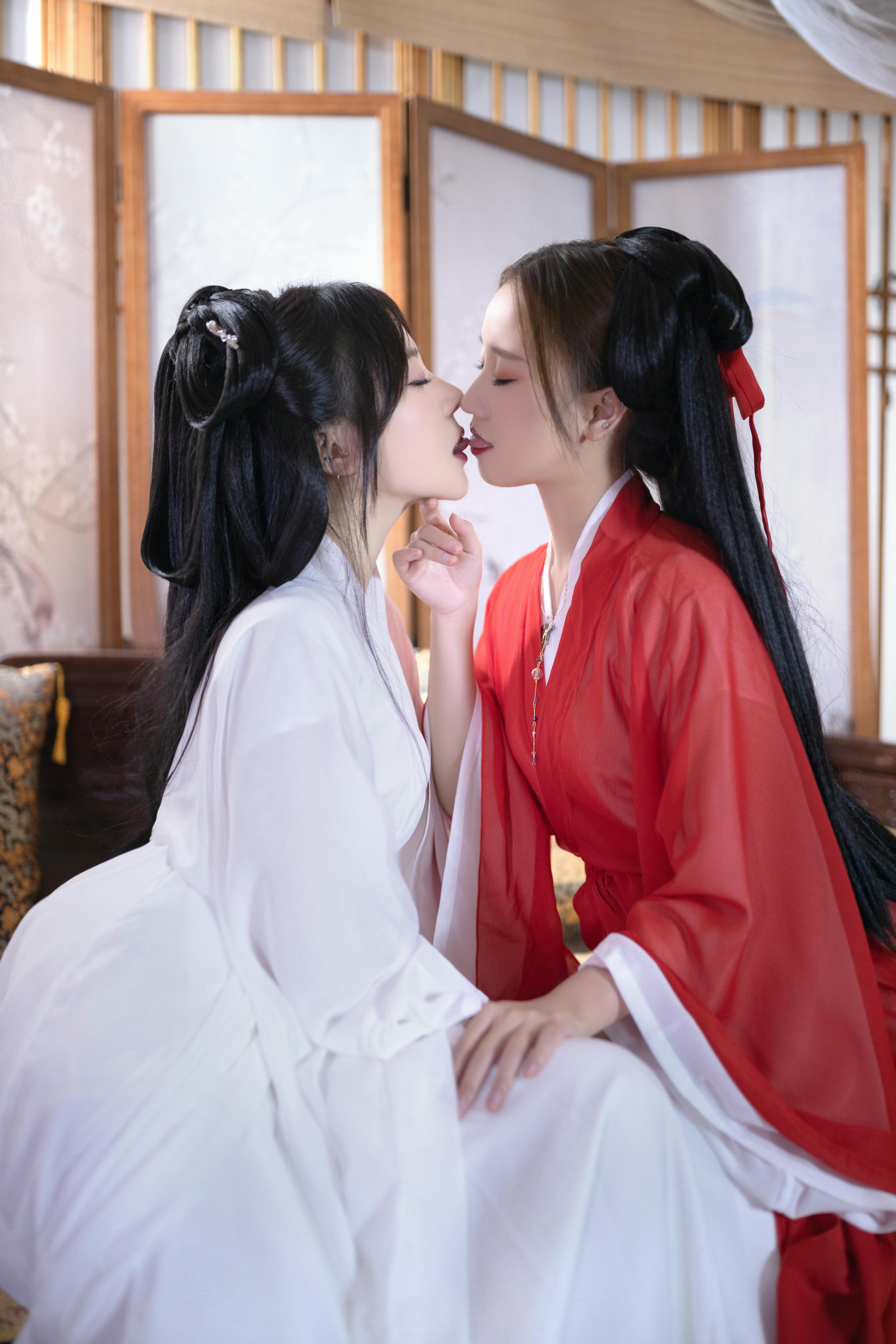 鱼子酱Fish NO.057 内购无水印 明姝 [156P2.11GB]_第1集