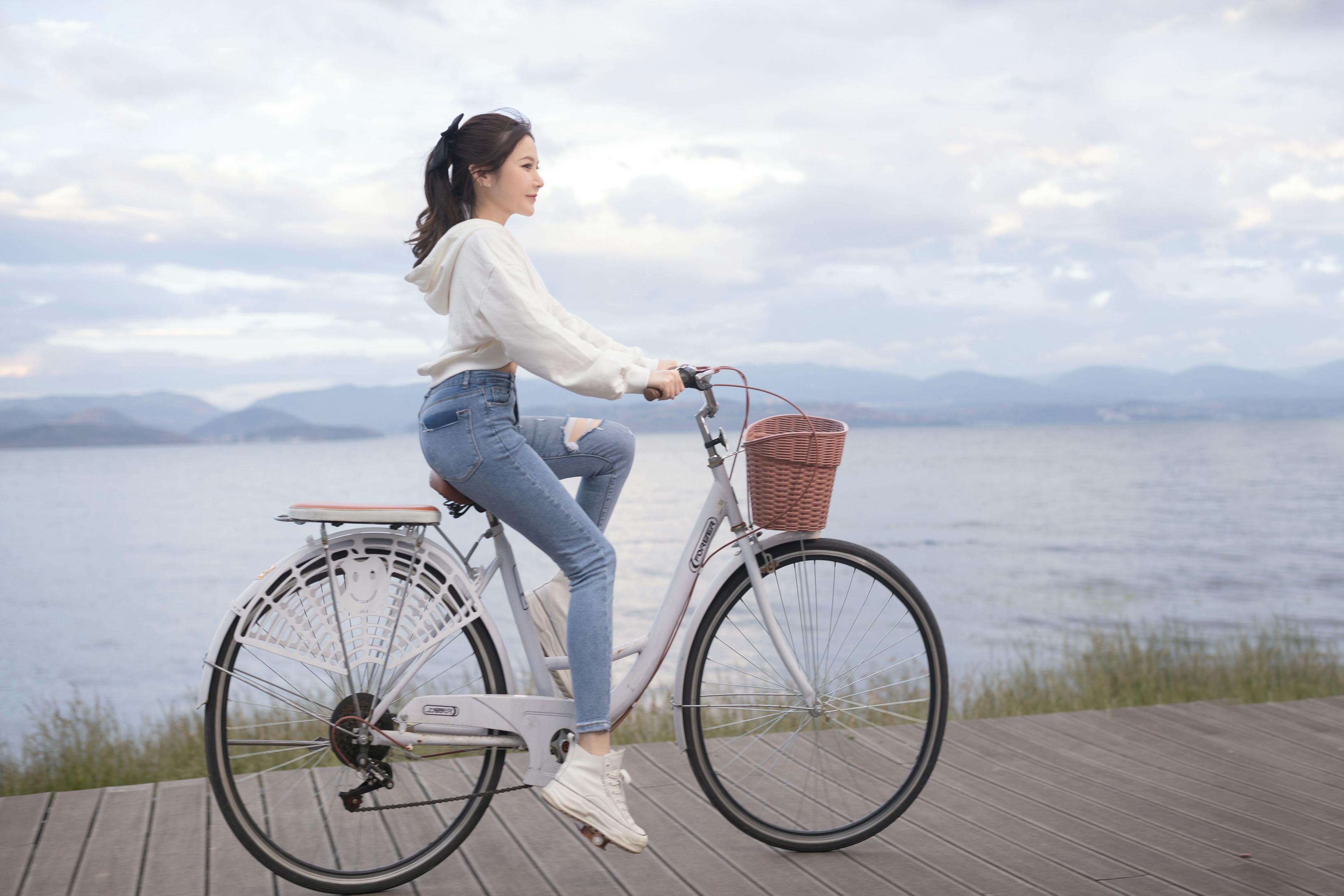 鱼子酱Fish NO.060 内购无水印 牛仔情趣真空 [120P 705MB]_第1集