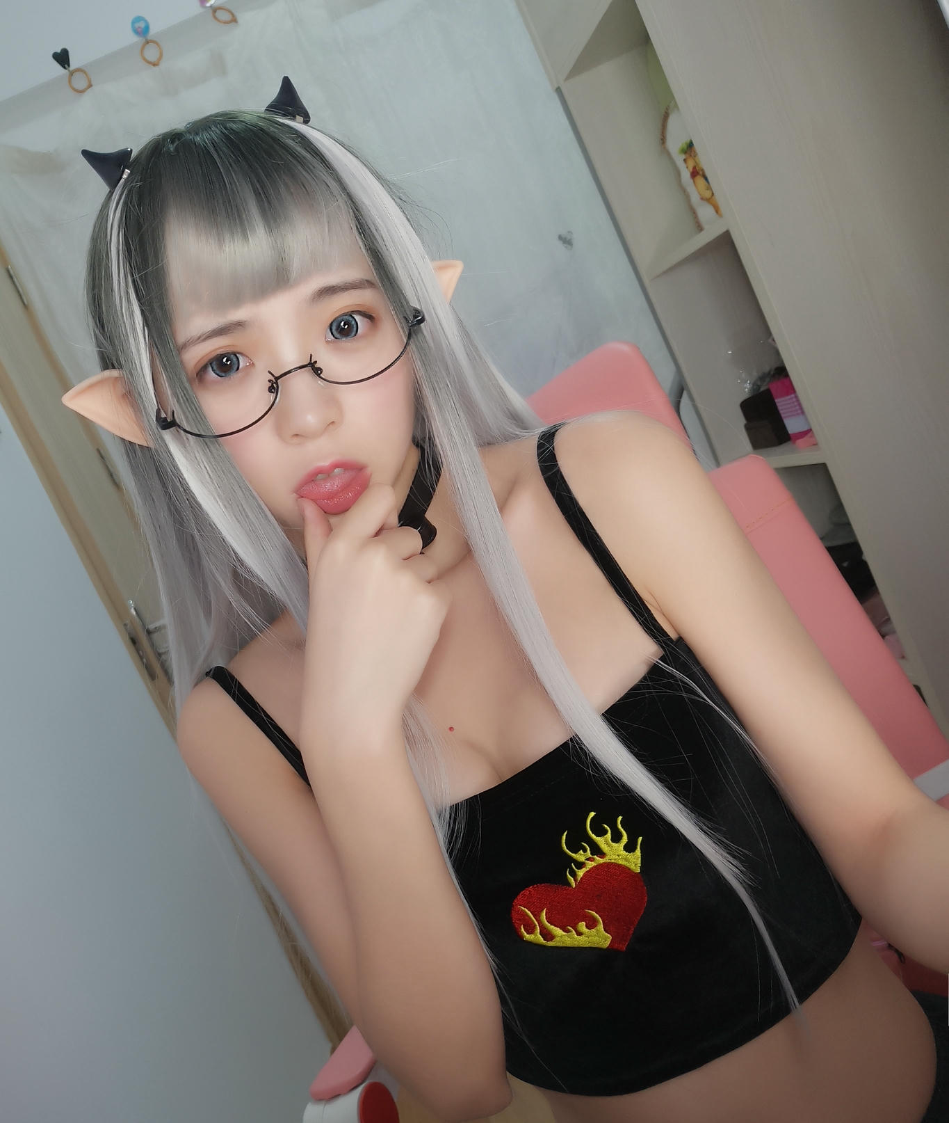 疯猫ss NO.000 高清预览图[442.21MB]_第1集