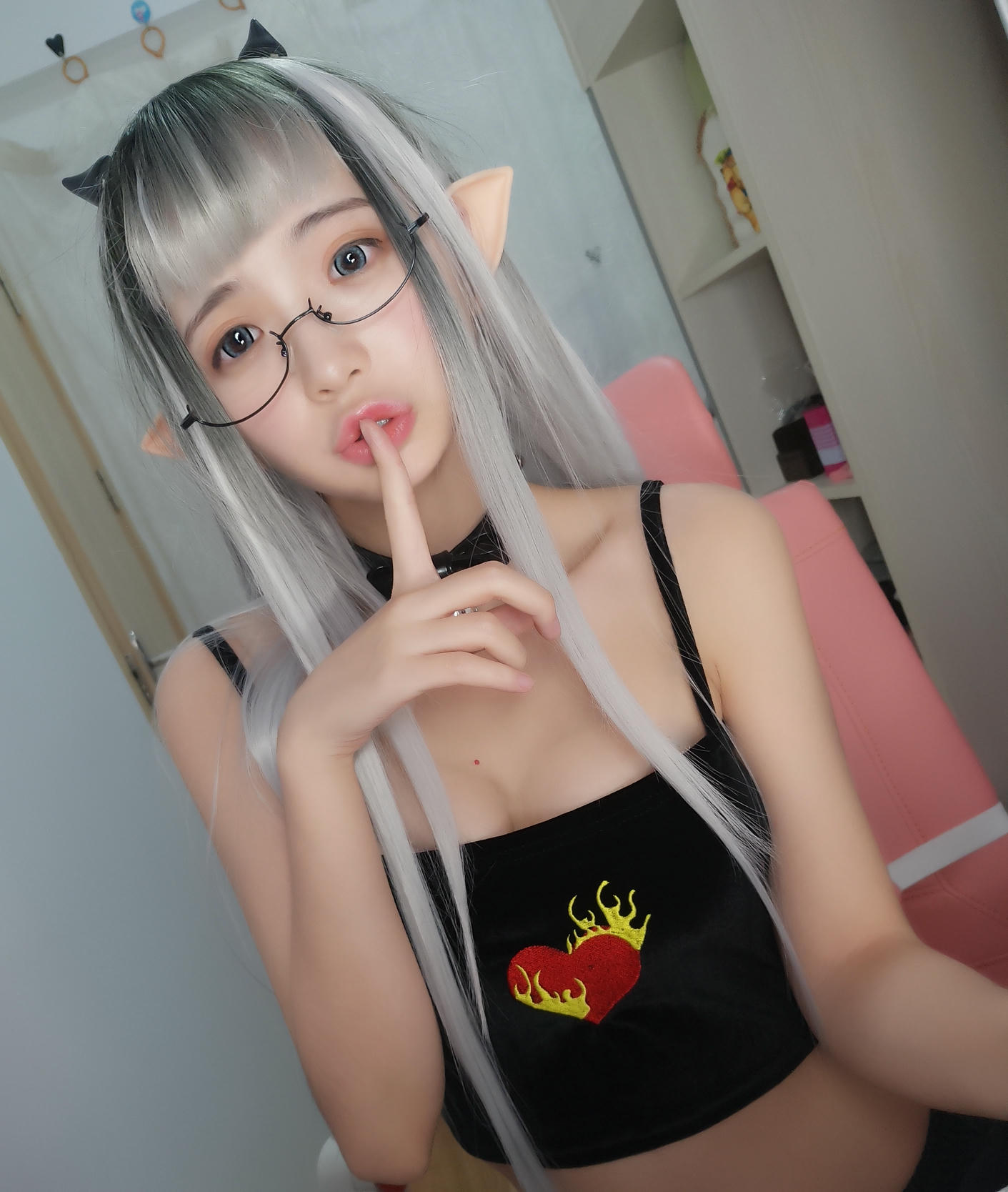 疯猫ss NO.107 猫哥超凶 [9P-33MB]_第1集