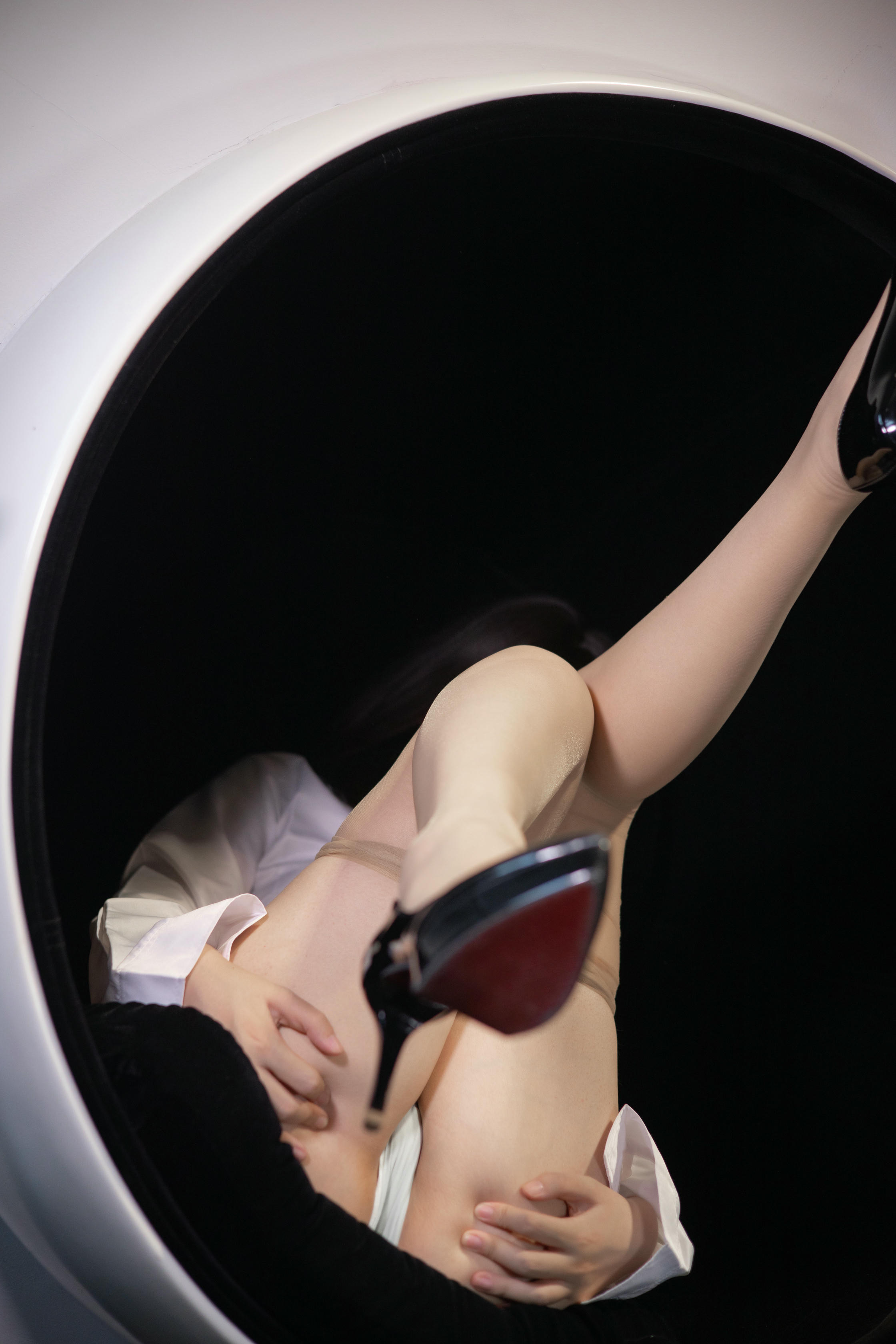 疯猫ss NO.139 职业ol [40P-594MB]_第2集