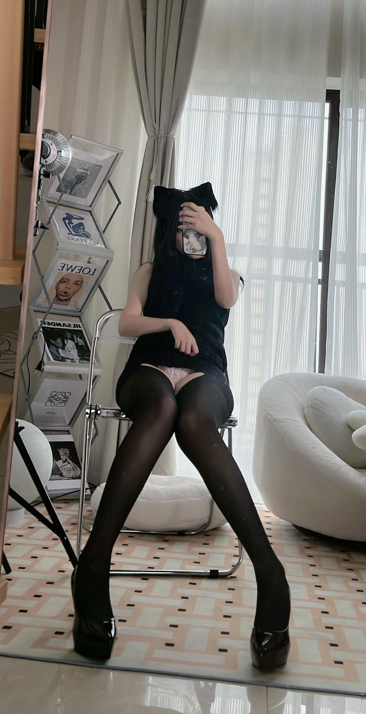 疯猫ss NO.144 黑毛衣少女 [80P-1170MB_第4集