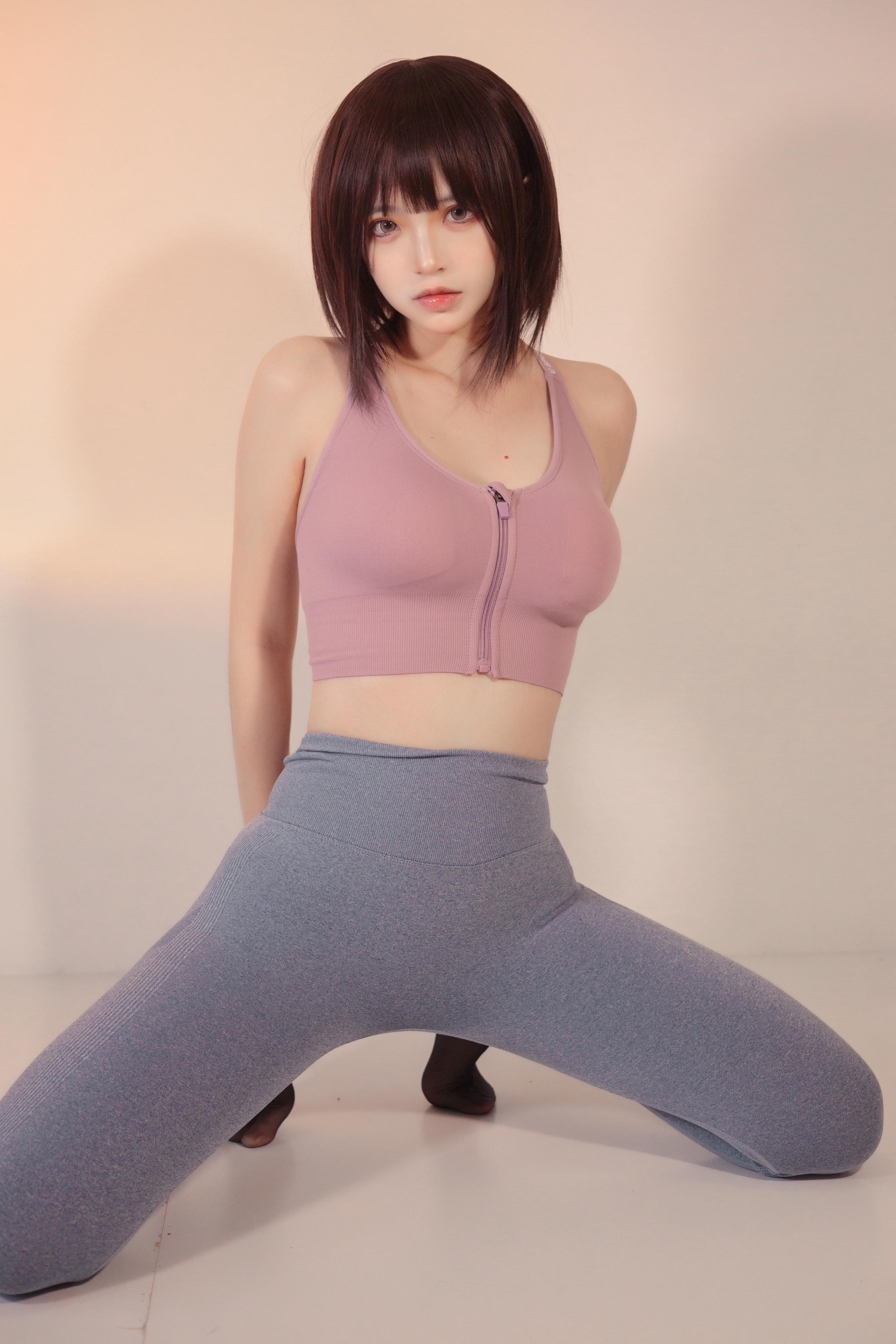 疯猫ss NO.151 白色情人节福袋 运动衣 [40P-705MB]_第1集