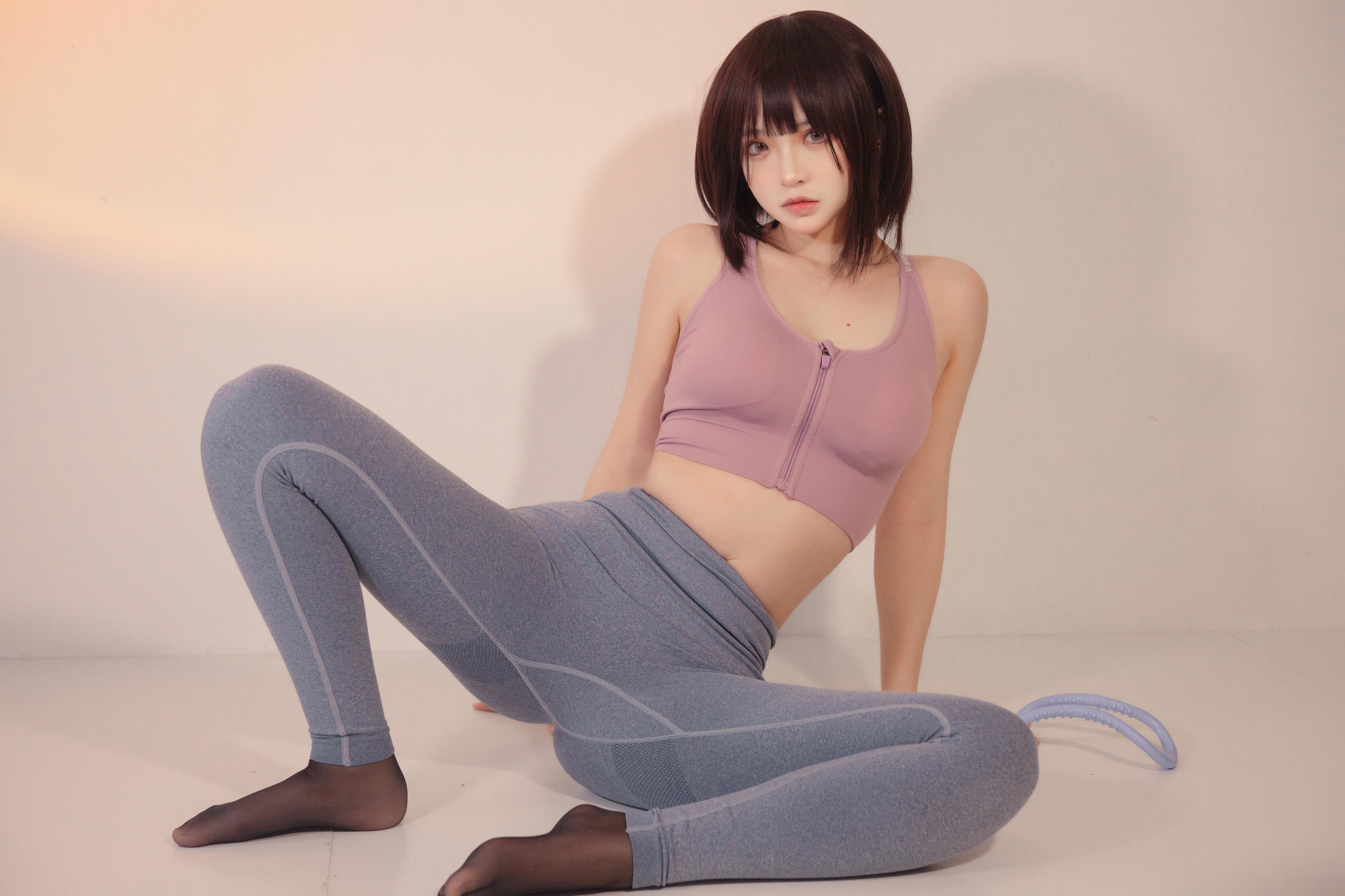 疯猫ss NO.151 白色情人节福袋 运动衣 [40P-705MB]_第1集