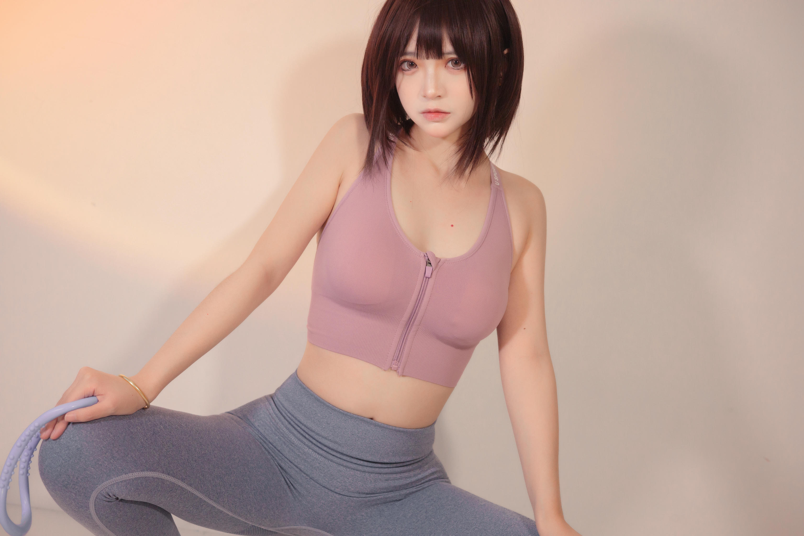 疯猫ss NO.151 白色情人节福袋 运动衣 [40P-705MB]_第2集